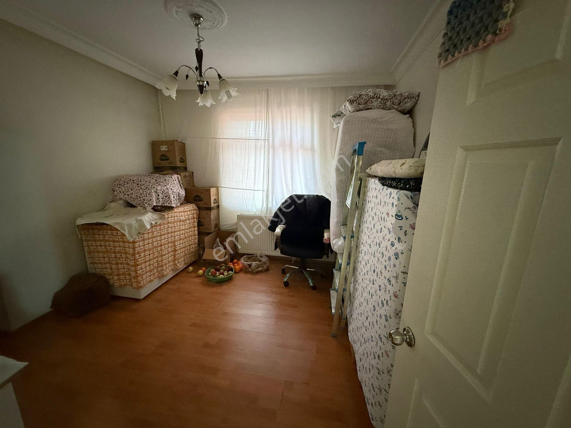 Bilgen Vatan'dan Çaldıran Cadde Yakını 3. Kat Üst Kat 2 Balkonlu Satılık 3+1 Daire - Görsel 17