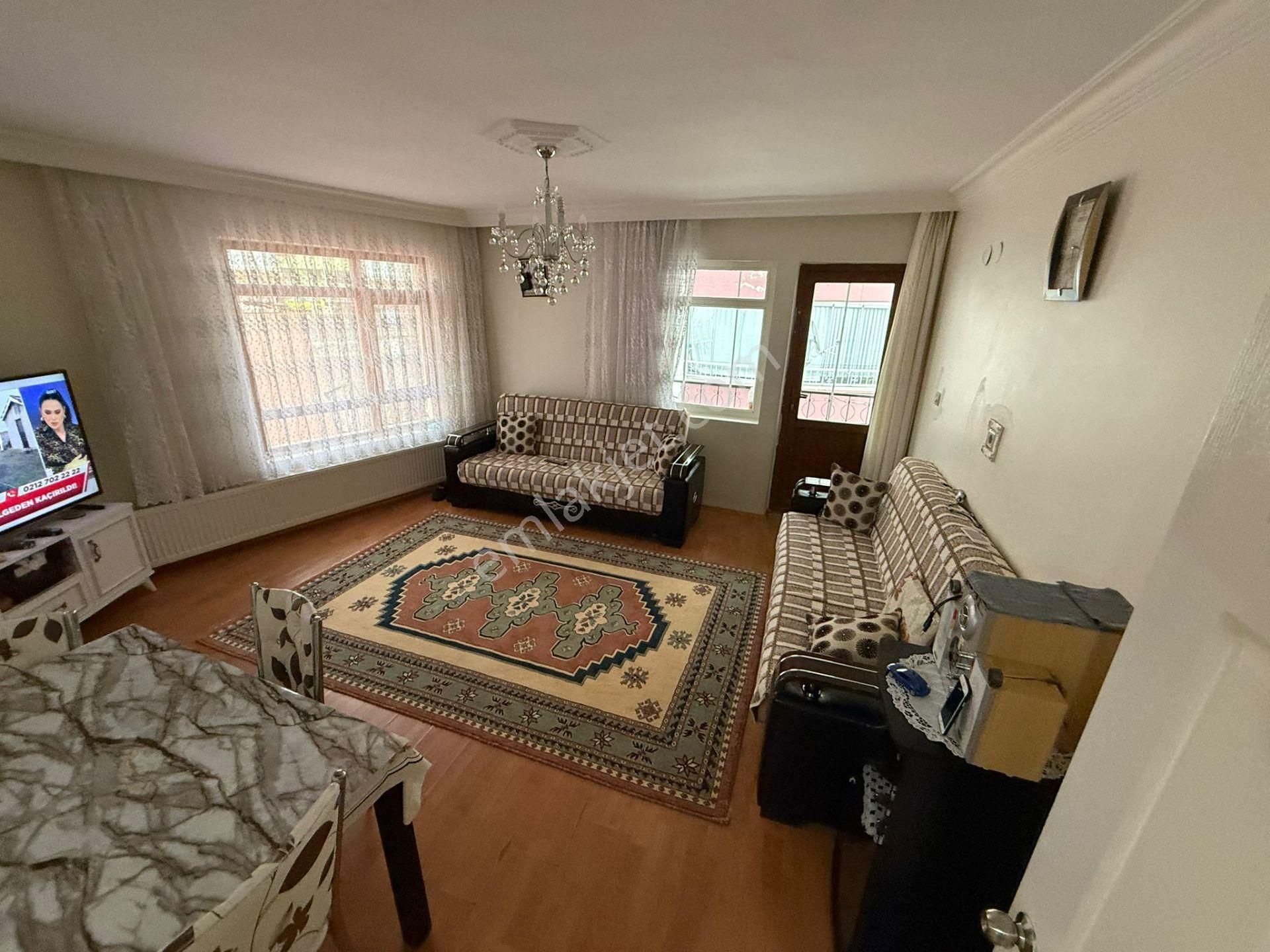 Bilgen Vatan'dan Çaldıran Cadde Yakını 3. Kat Üst Kat 2 Balkonlu Satılık 3+1 Daire - Görsel 4