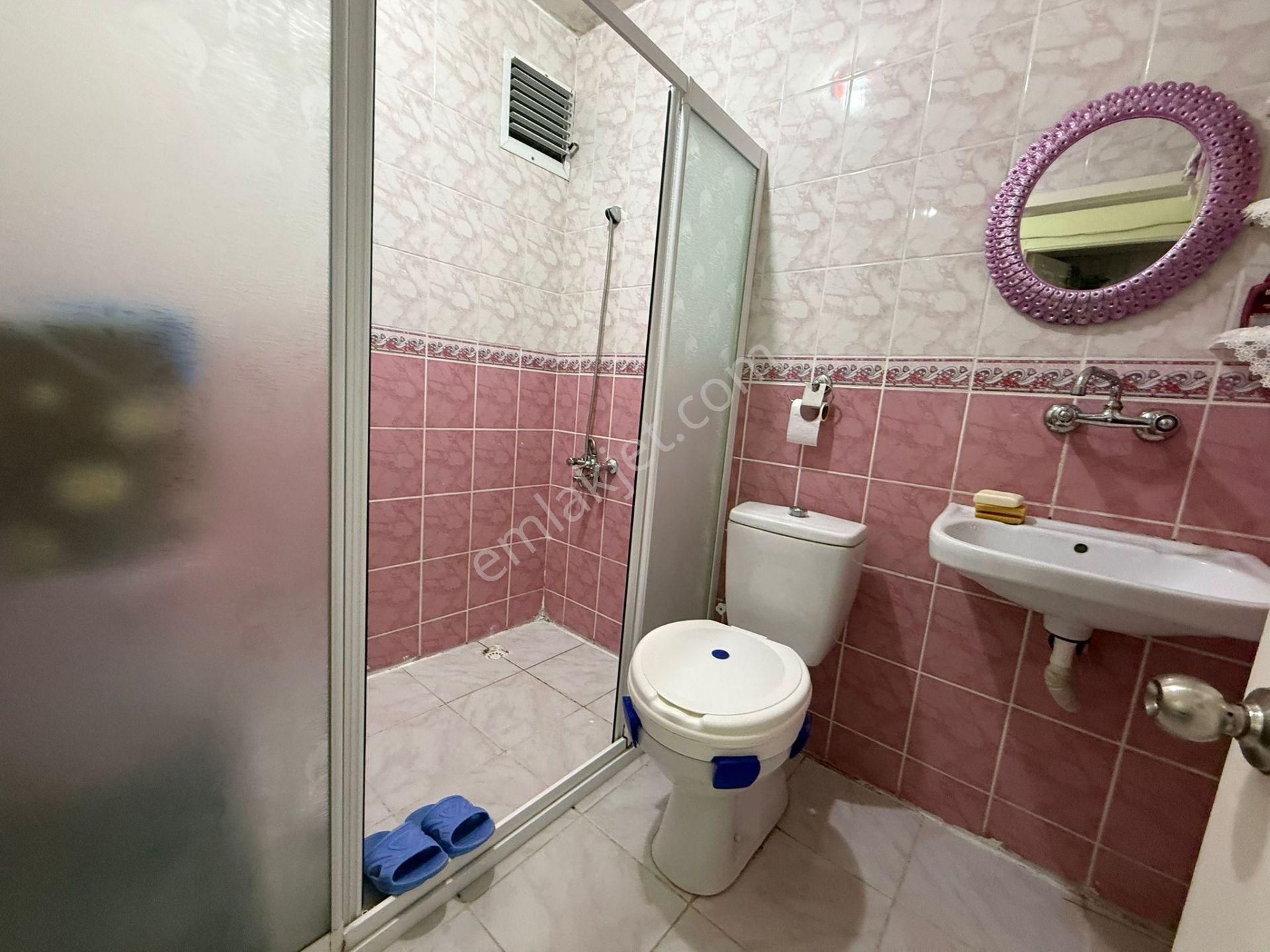 Bilgen Vatan'dan Çaldıran Cadde Yakını 3. Kat Üst Kat 2 Balkonlu Satılık 3+1 Daire - Görsel 22