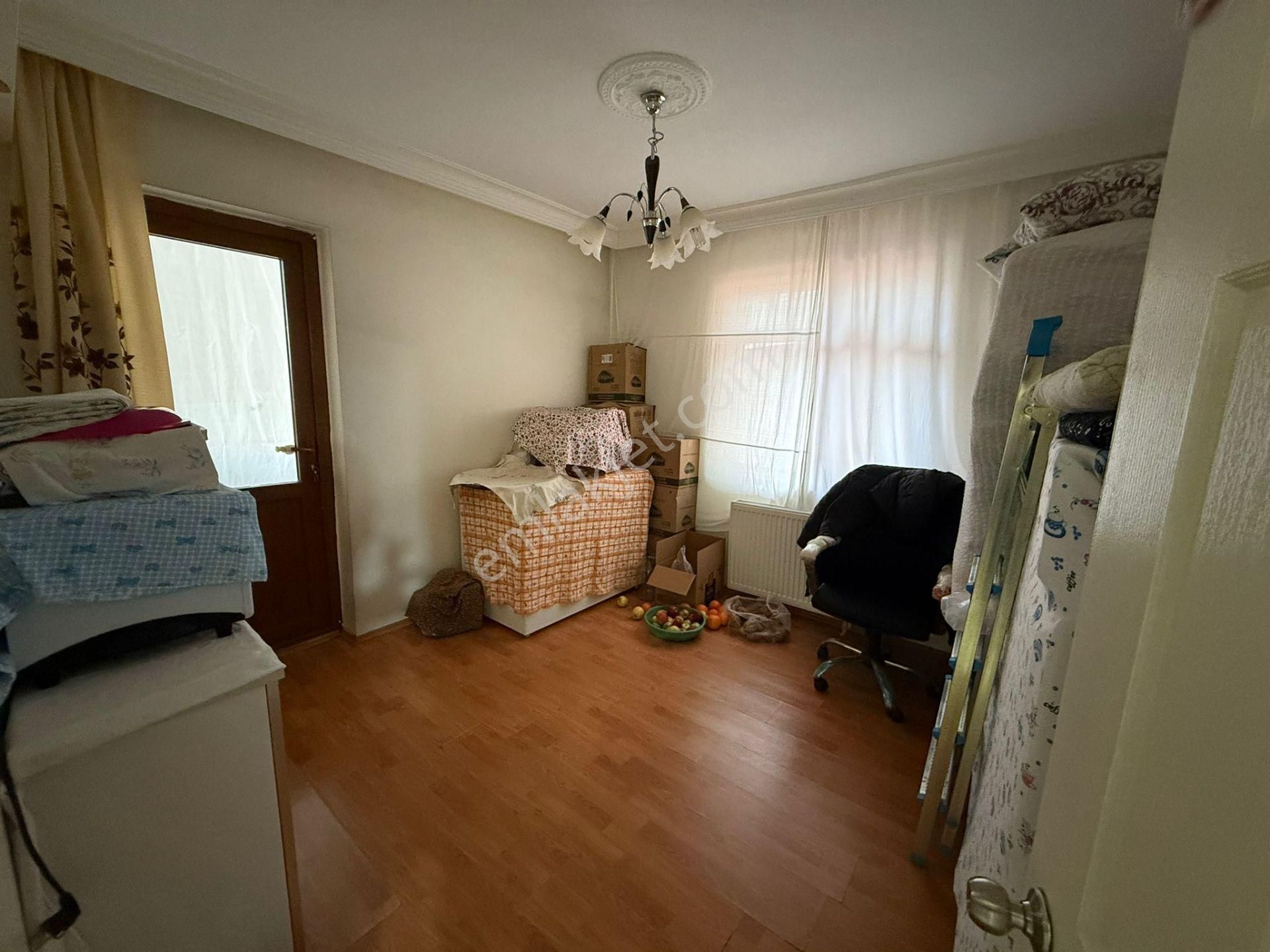 Bilgen Vatan'dan Çaldıran Cadde Yakını 3. Kat Üst Kat 2 Balkonlu Satılık 3+1 Daire - Görsel 16