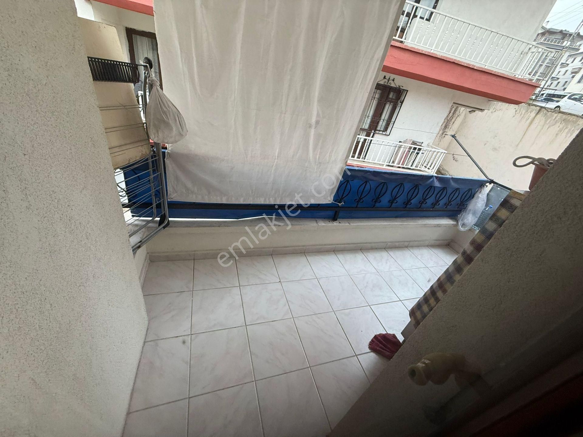 Bilgen Vatan'dan Çaldıran Cadde Yakını 3. Kat Üst Kat 2 Balkonlu Satılık 3+1 Daire - Görsel 20