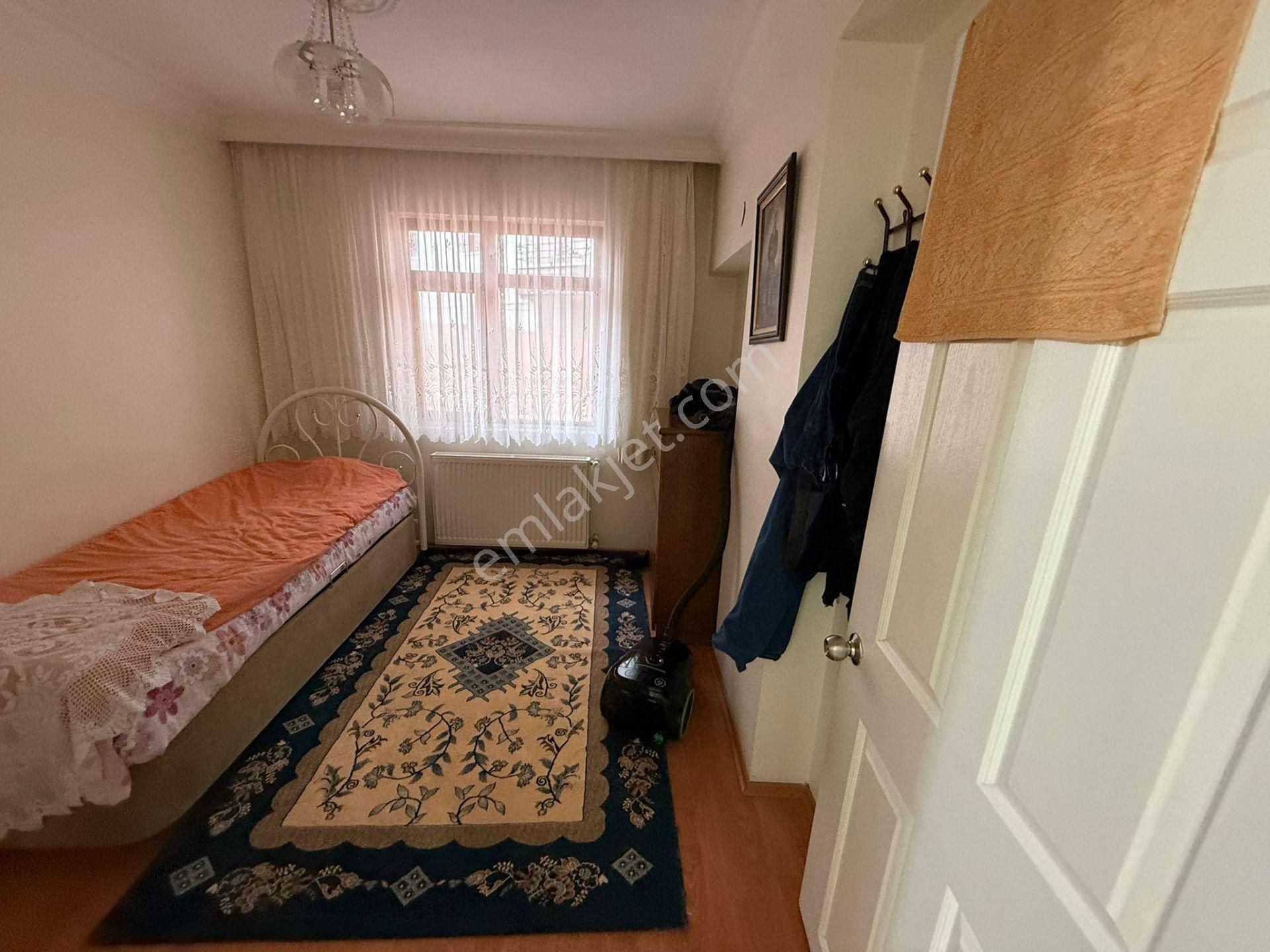 Bilgen Vatan'dan Çaldıran Cadde Yakını 3. Kat Üst Kat 2 Balkonlu Satılık 3+1 Daire - Görsel 11