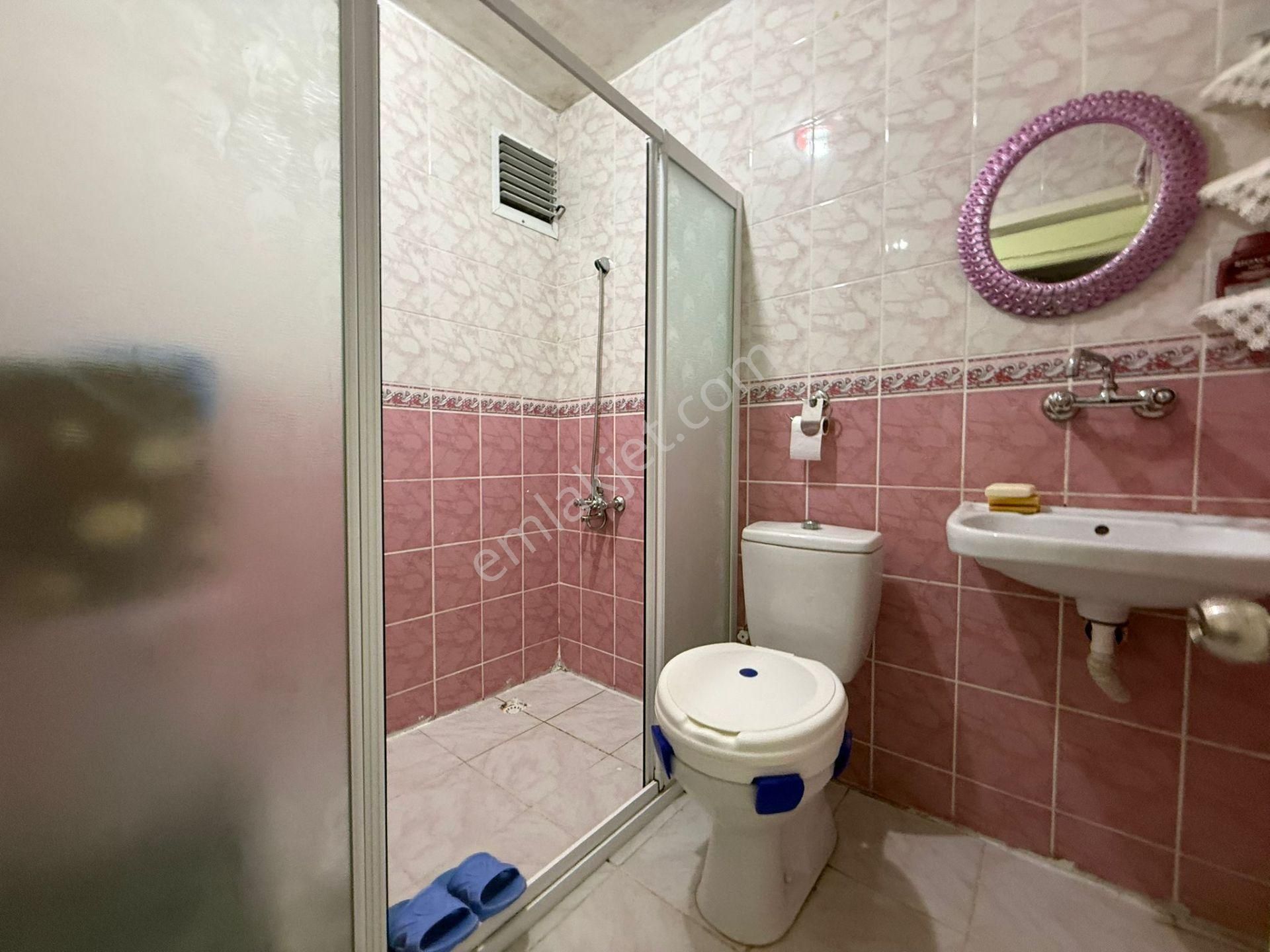 Bilgen Vatan'dan Çaldıran Cadde Yakını 3. Kat Üst Kat 2 Balkonlu Satılık 3+1 Daire - Görsel 23