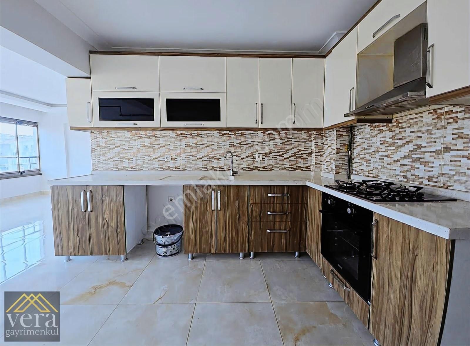 Natayoluna 150 M İskanlı Full Yapılı 7. Kat Güney Cephe 3,5+1