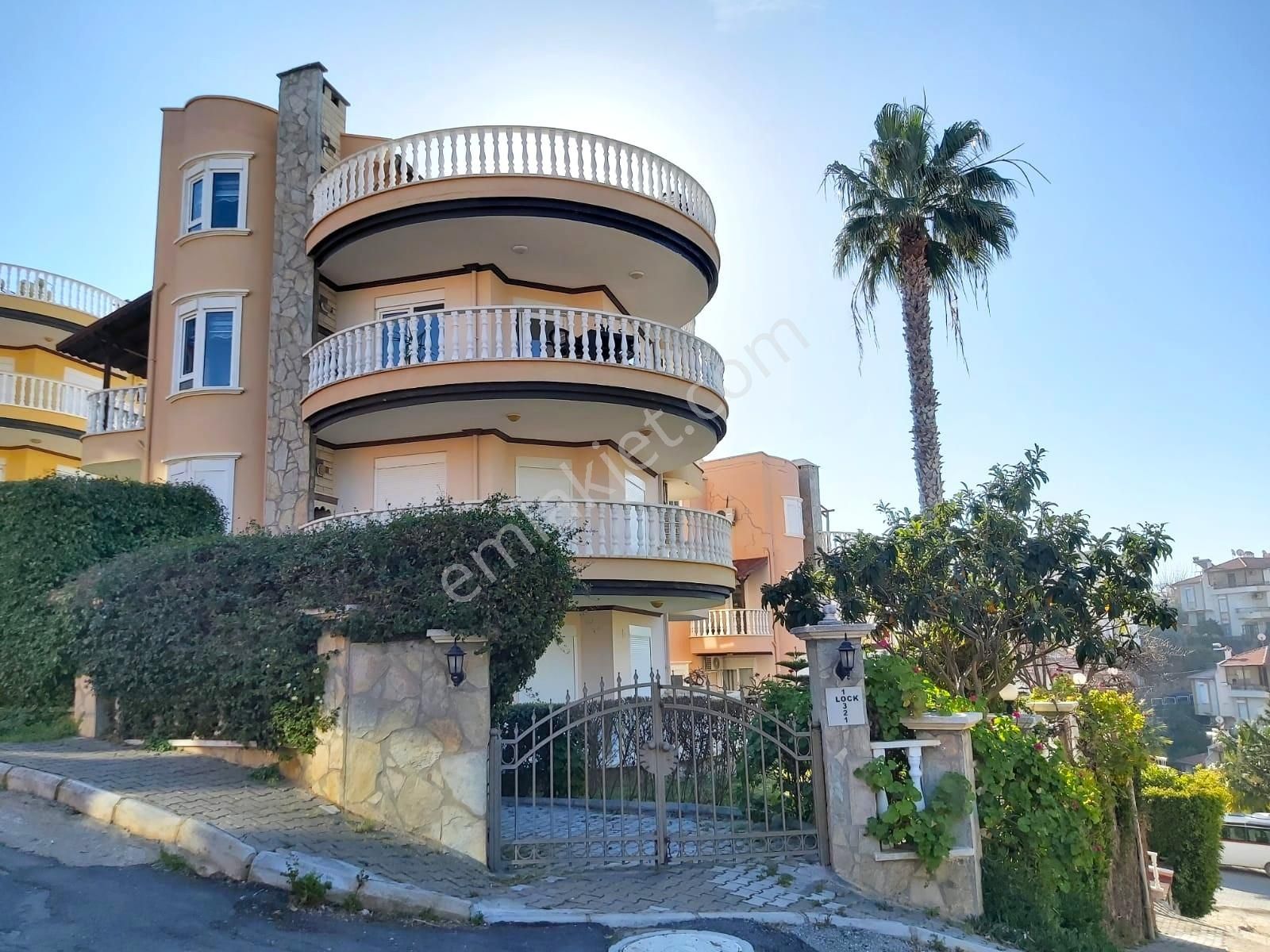 Alanya Elit Park Villa'da Deniz Manzaralı 2 Kat Eşyalı Satılık - Görsel 15