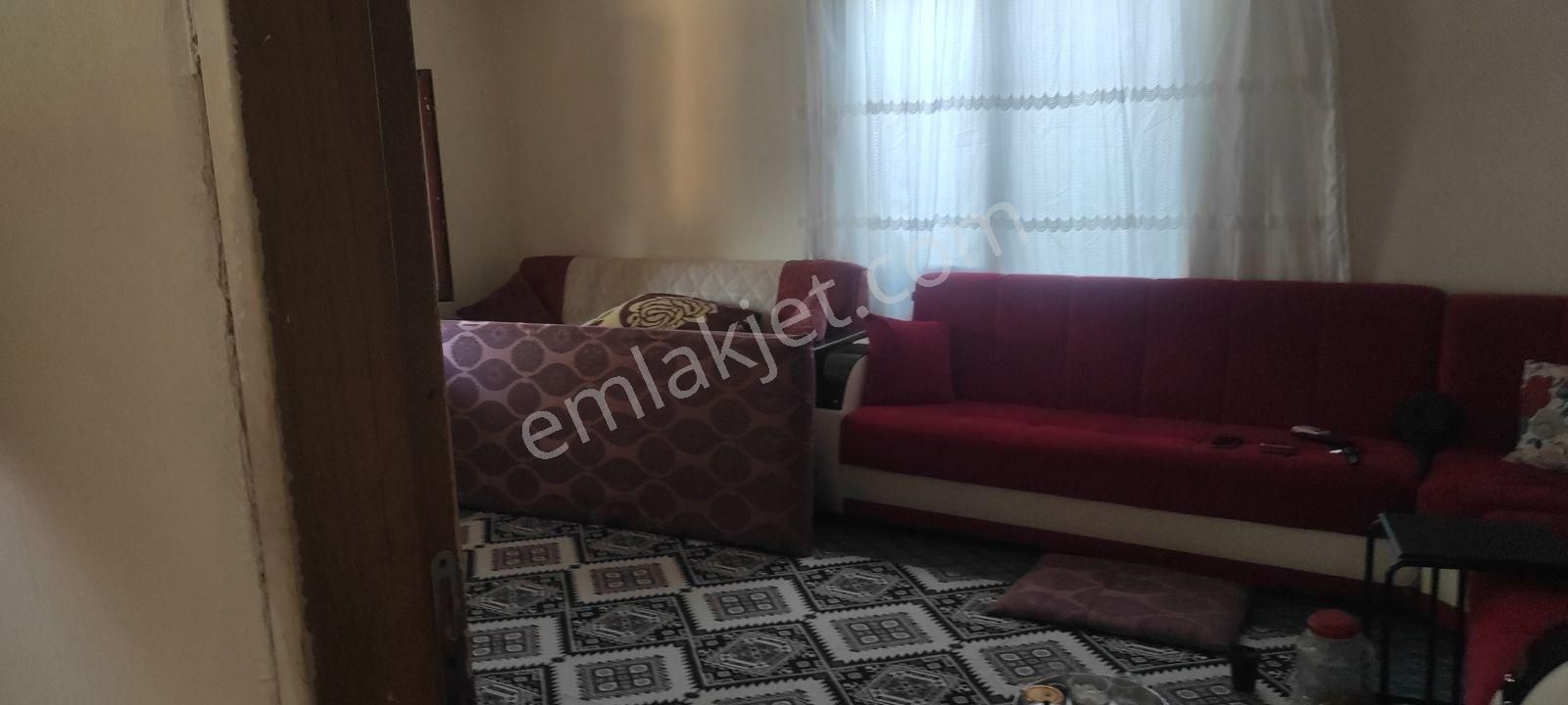 Aksu Atatürk Mah. Altınova Bulvarına 500.mt Mesafede Müstakil Ev - Görsel 9