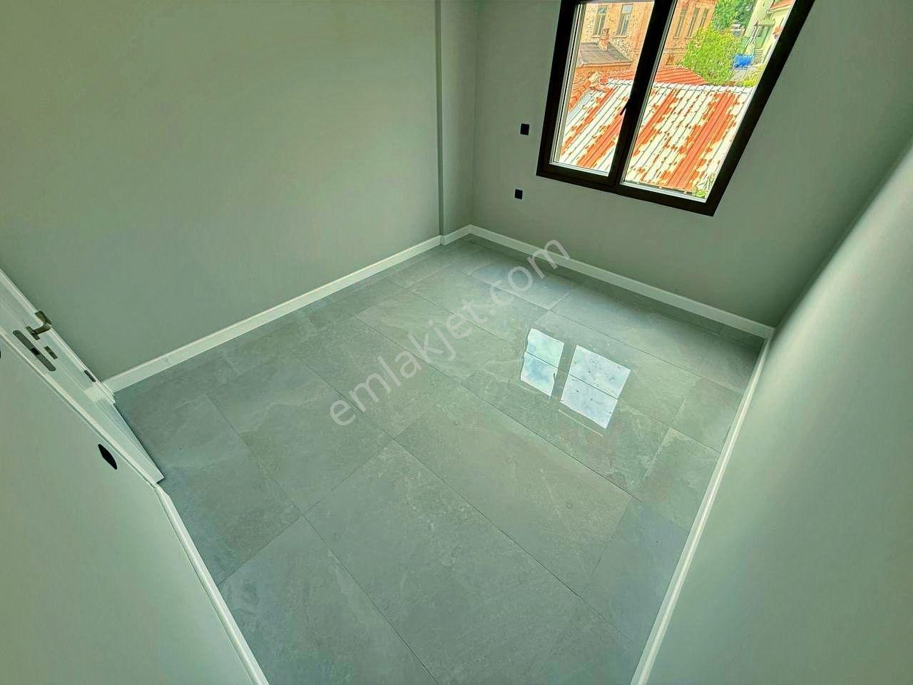 Uytundan Akçay Kızılkeçilide Satılık Ayrı Mutfaklı 2+1 Lüx Daire - Görsel 28