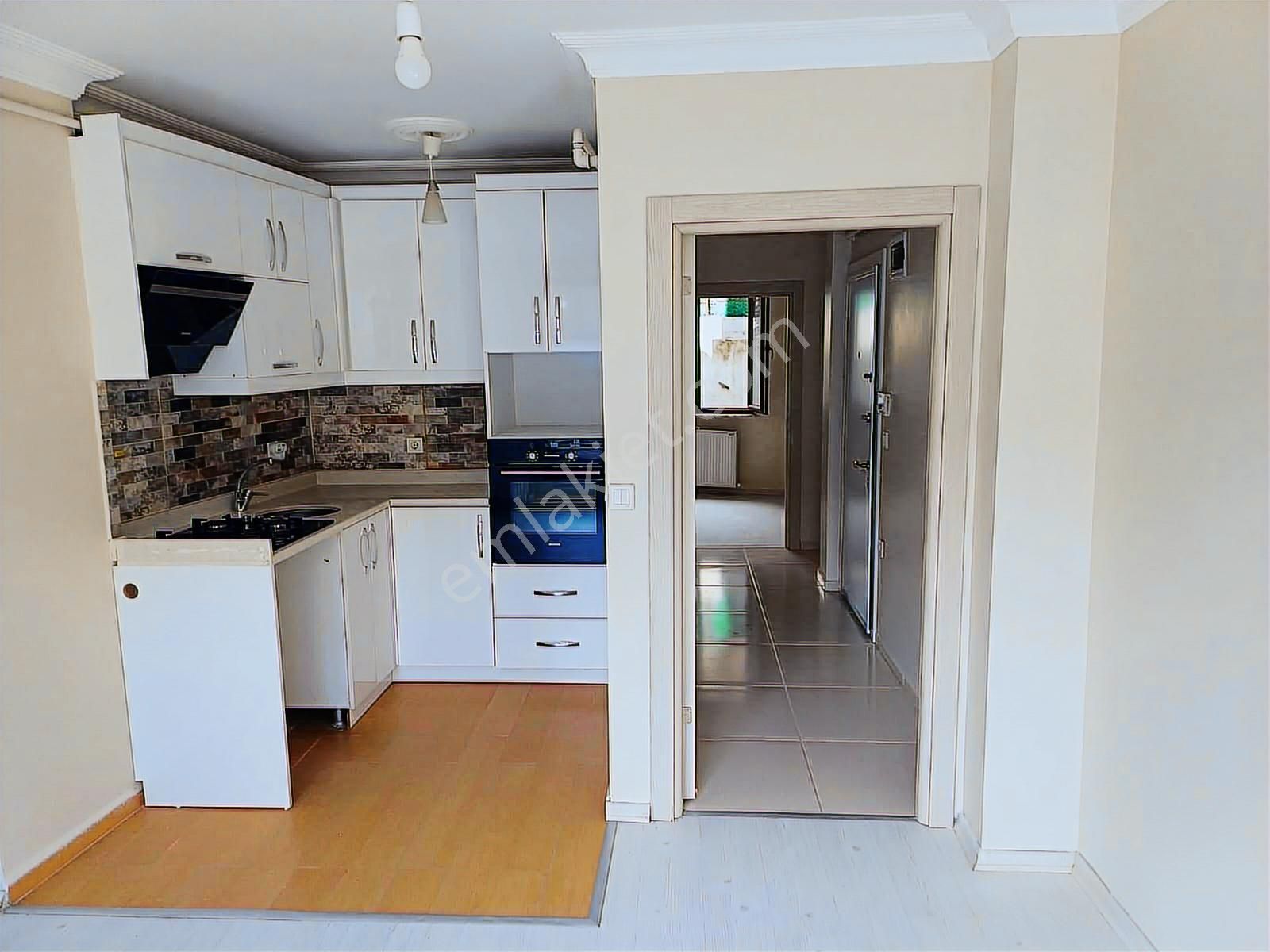 Şeref Emlaktan Arakat 2+1 8 Yaşında Yatırımlık Daire - Görsel 9