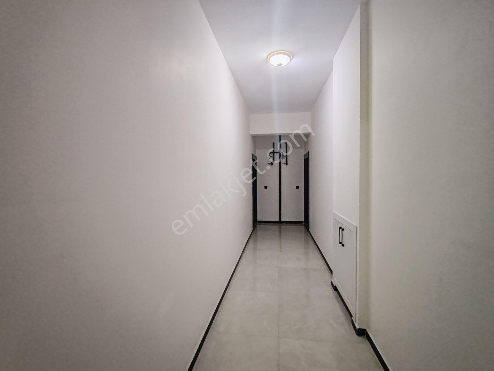Gop'ta Geniş 1+1 Kiralık Daire - Görsel 13