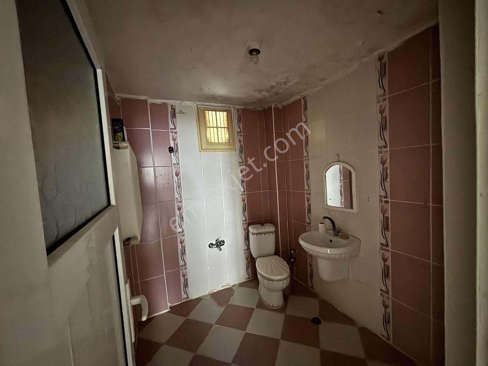 İlke Emlaktan 3+1 Kiralık Daire - Görsel 13