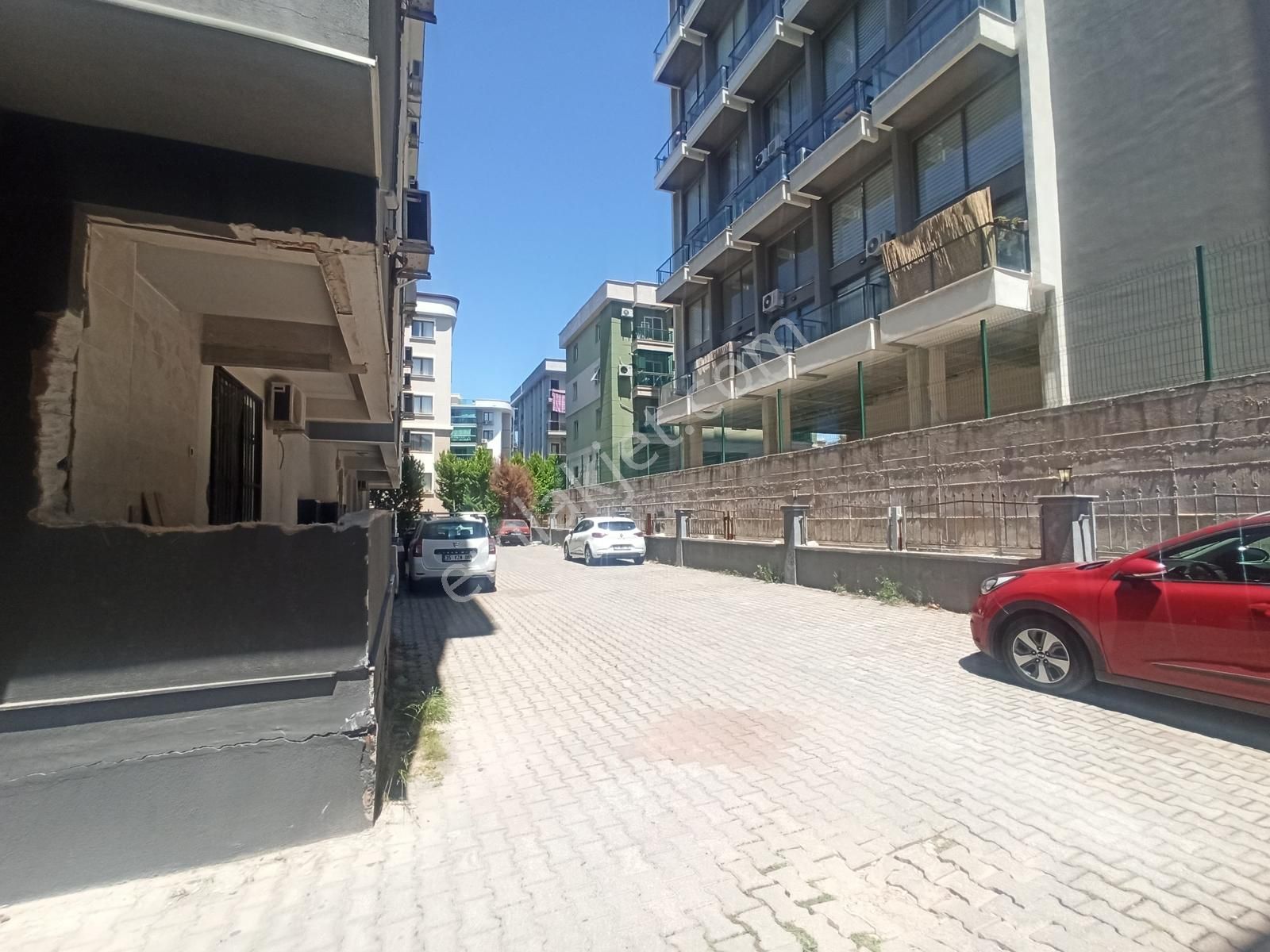 Buca Dokuz Eylül Üniversite Yakını 1+1 Satılık Daire - Görsel 12