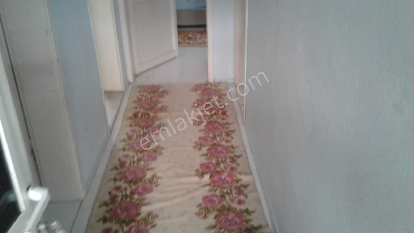 Karabağlar Sarıyer Mah. Bozyaka Yakını 2+1 95 M2 Doğalğazlı Eşyalı Kiralık Ev - Görsel 3