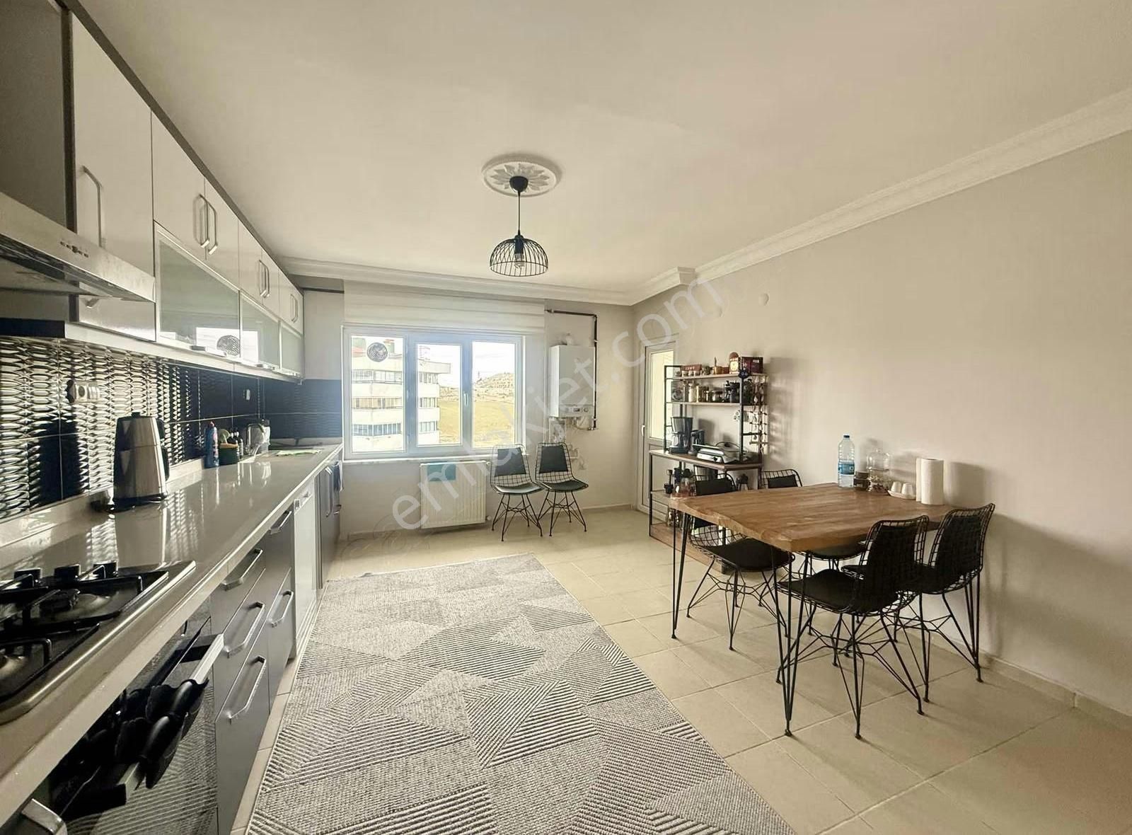 Pogadan Gardenya Park Evlerinde Sıcacık 3+1 - Görsel 17