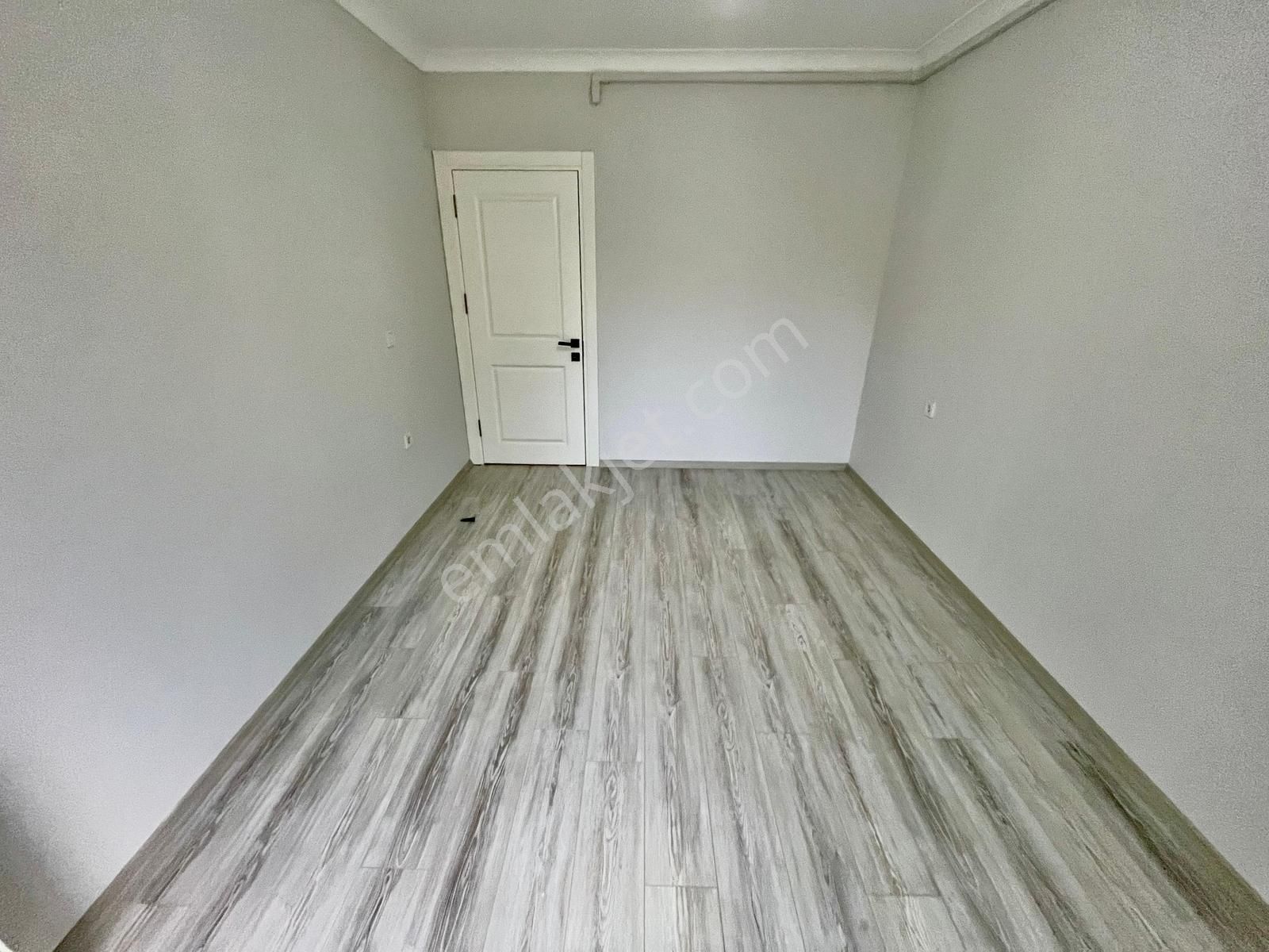 Gümüşden Altınkumda Öncephe Kapalı Otoparklı Asansörlü 2+1 Daire - Görsel 25