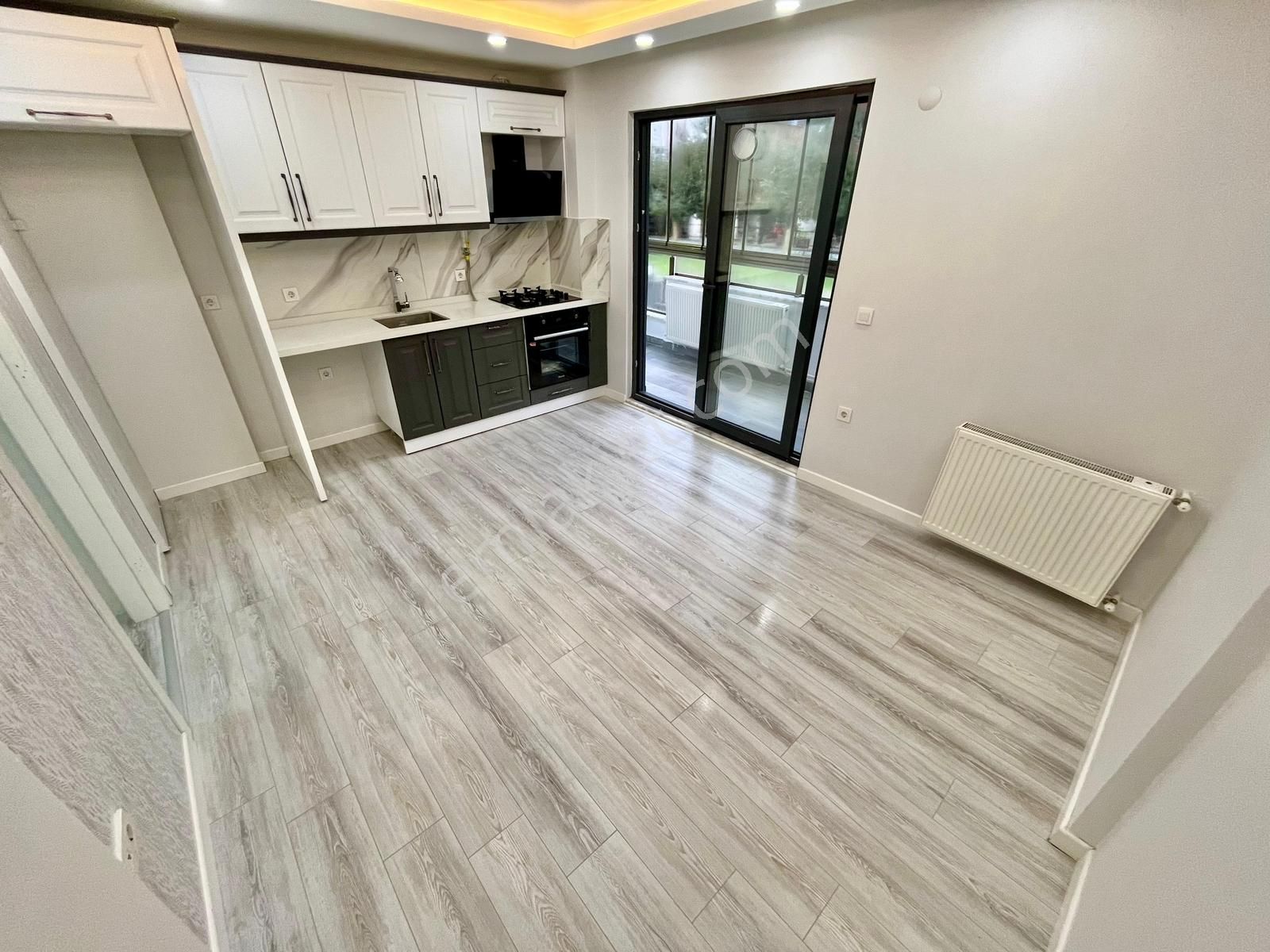 Gümüşden Altınkumda Öncephe Kapalı Otoparklı Asansörlü 2+1 Daire - Görsel 19