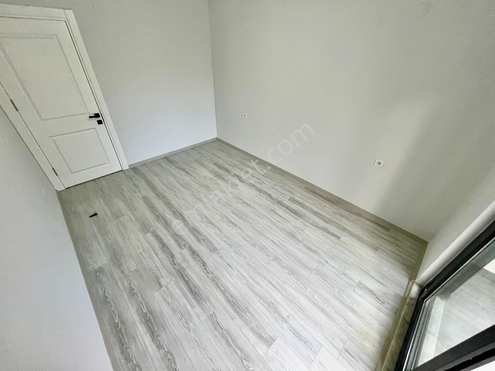 Gümüşden Altınkumda Öncephe Kapalı Otoparklı Asansörlü 2+1 Daire - Görsel 35