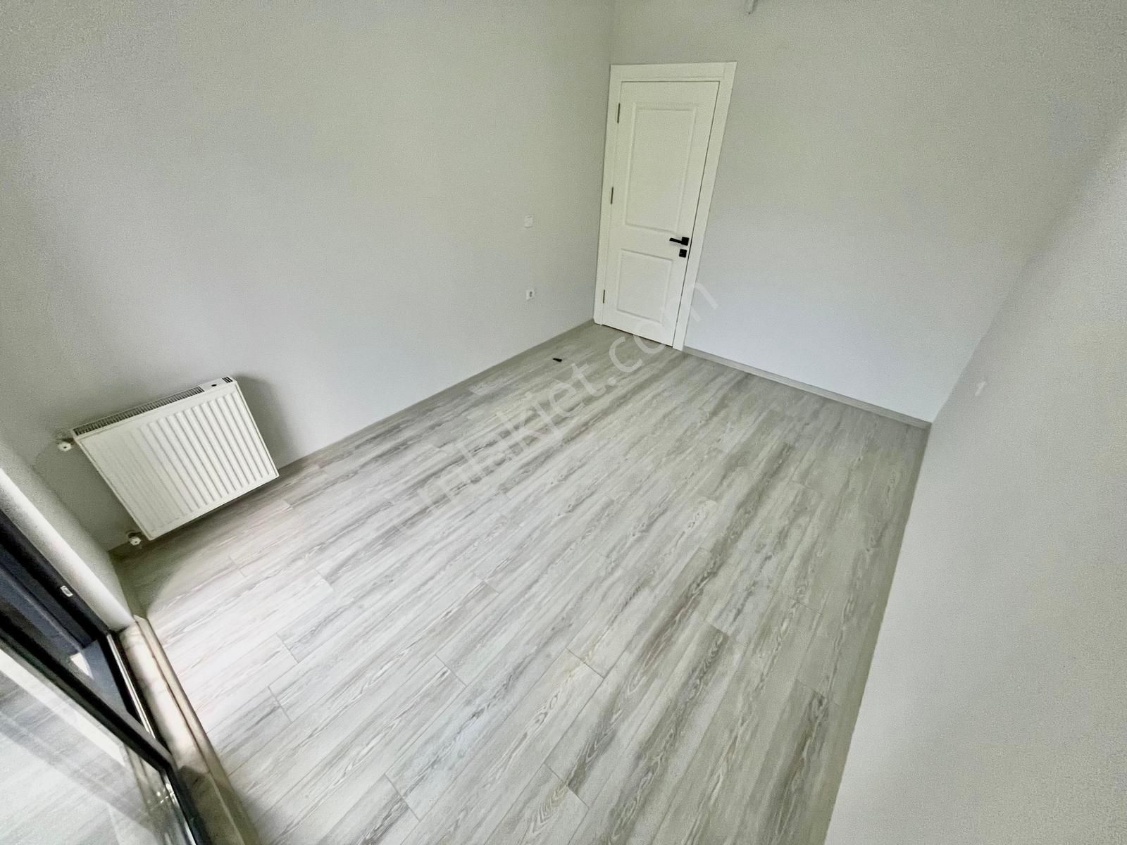 Gümüşden Altınkumda Öncephe Kapalı Otoparklı Asansörlü 2+1 Daire - Görsel 32