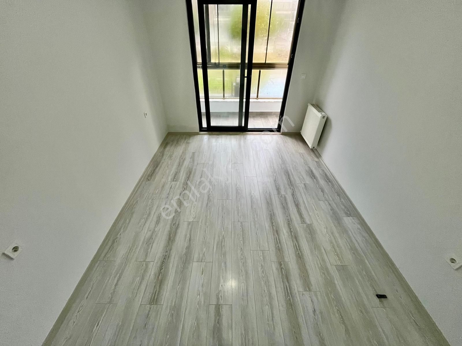 Gümüşden Altınkumda Öncephe Kapalı Otoparklı Asansörlü 2+1 Daire - Görsel 33