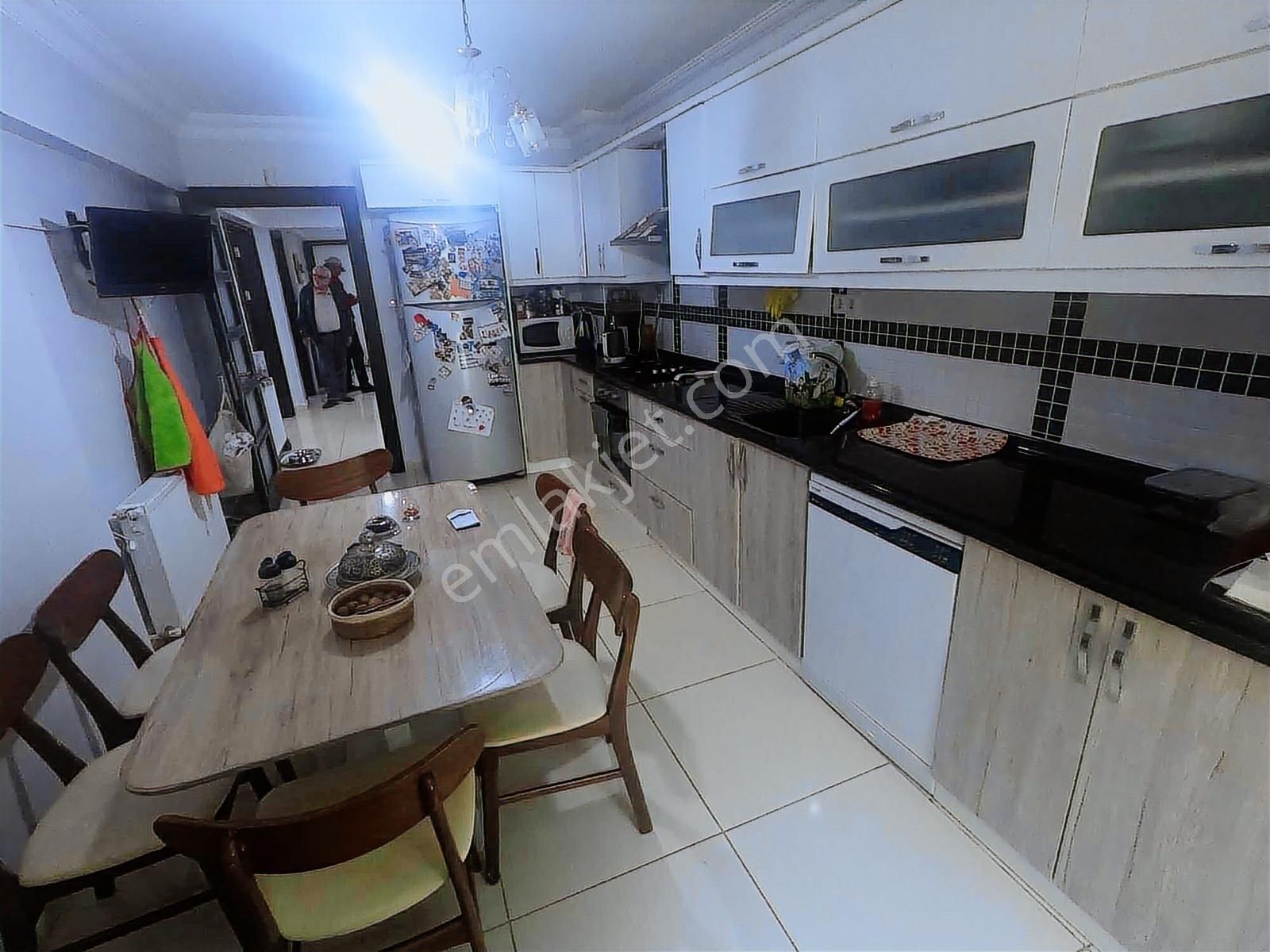 Exper Gayrimenkulden Cağaloğluna Cephe 4+1 180 M2 Lüx Daire - Görsel 12