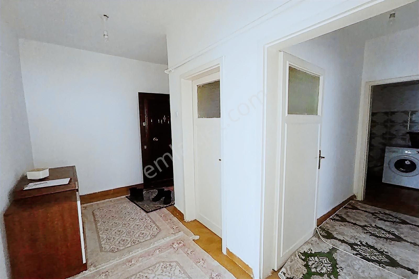 Ufuk Özdemir'den Tepebaşı'nda 2 Kat Ön Cephe 3+1 Eşyalı Kiralık - Görsel 26