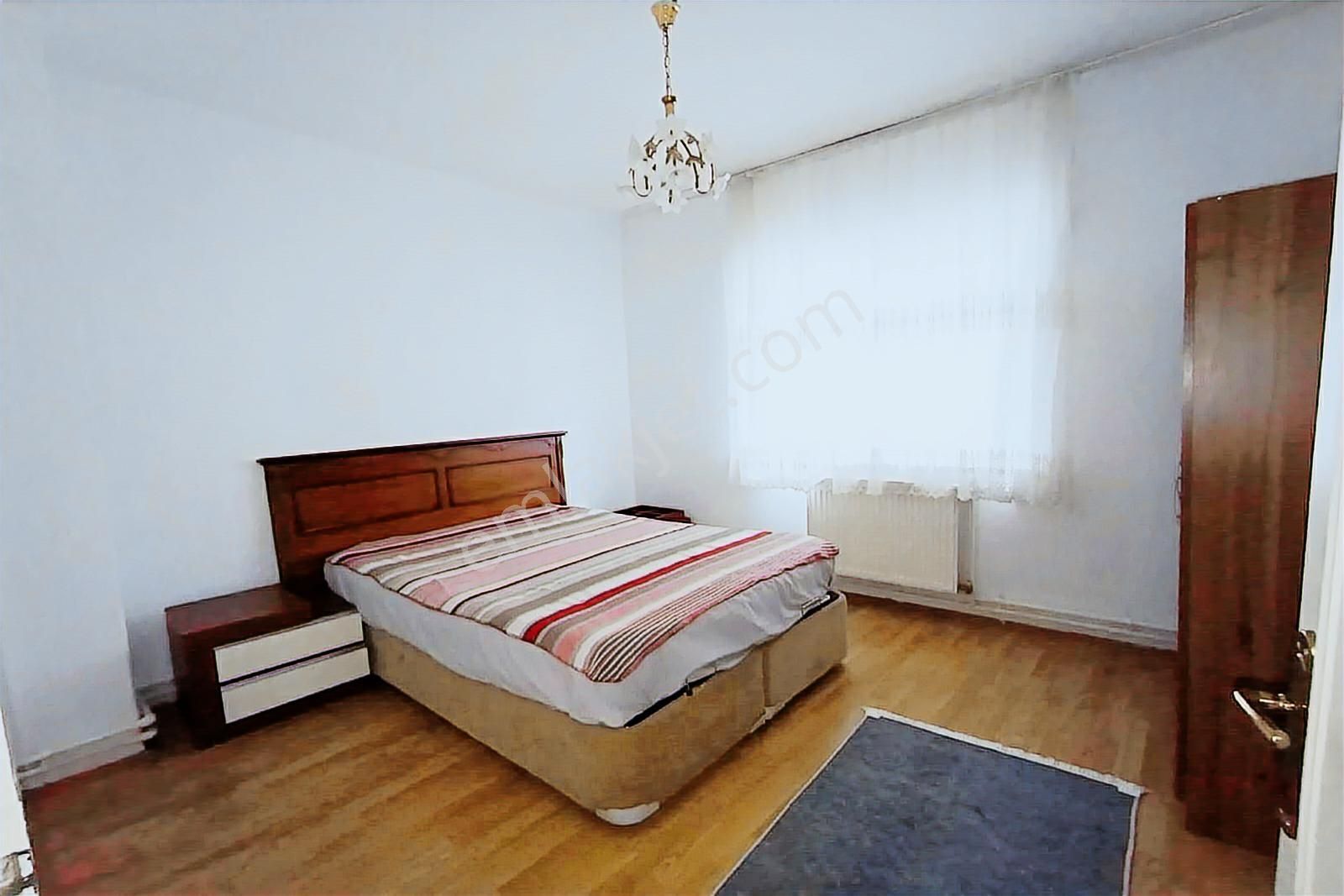 Ufuk Özdemir'den Tepebaşı'nda 2 Kat Ön Cephe 3+1 Eşyalı Kiralık - Görsel 19