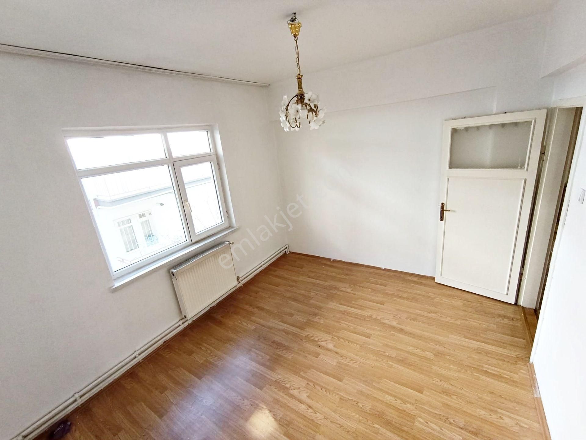 Ufuk Özdemir'den Tepebaşı'nda 2 Kat Ön Cephe 3+1 Kiralık - Görsel 16