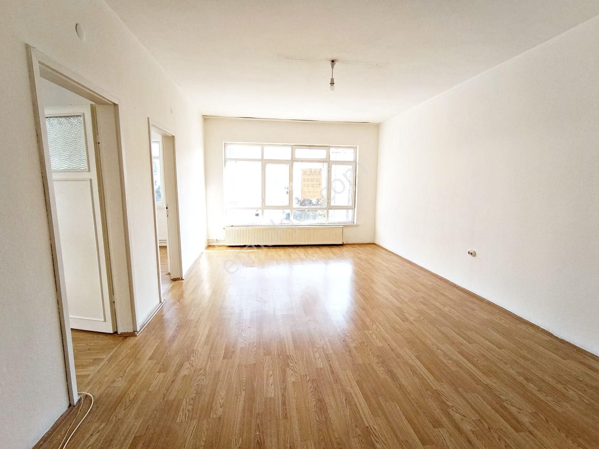 Ufuk Özdemir'den Tepebaşı'nda 2 Kat Ön Cephe 3+1 Kiralık - Görsel 5