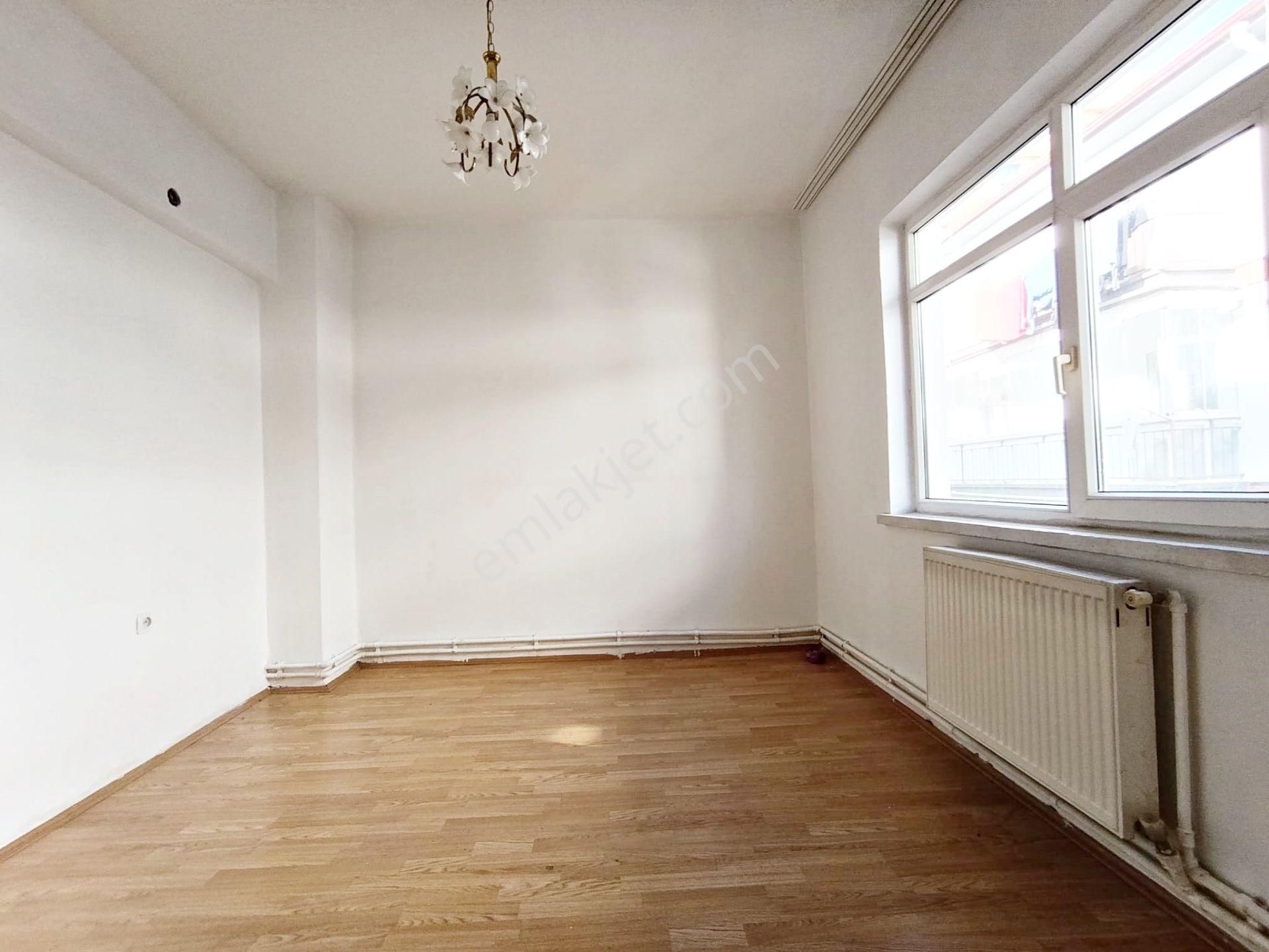 Ufuk Özdemir'den Tepebaşı'nda 2 Kat Ön Cephe 3+1 Kiralık - Görsel 12