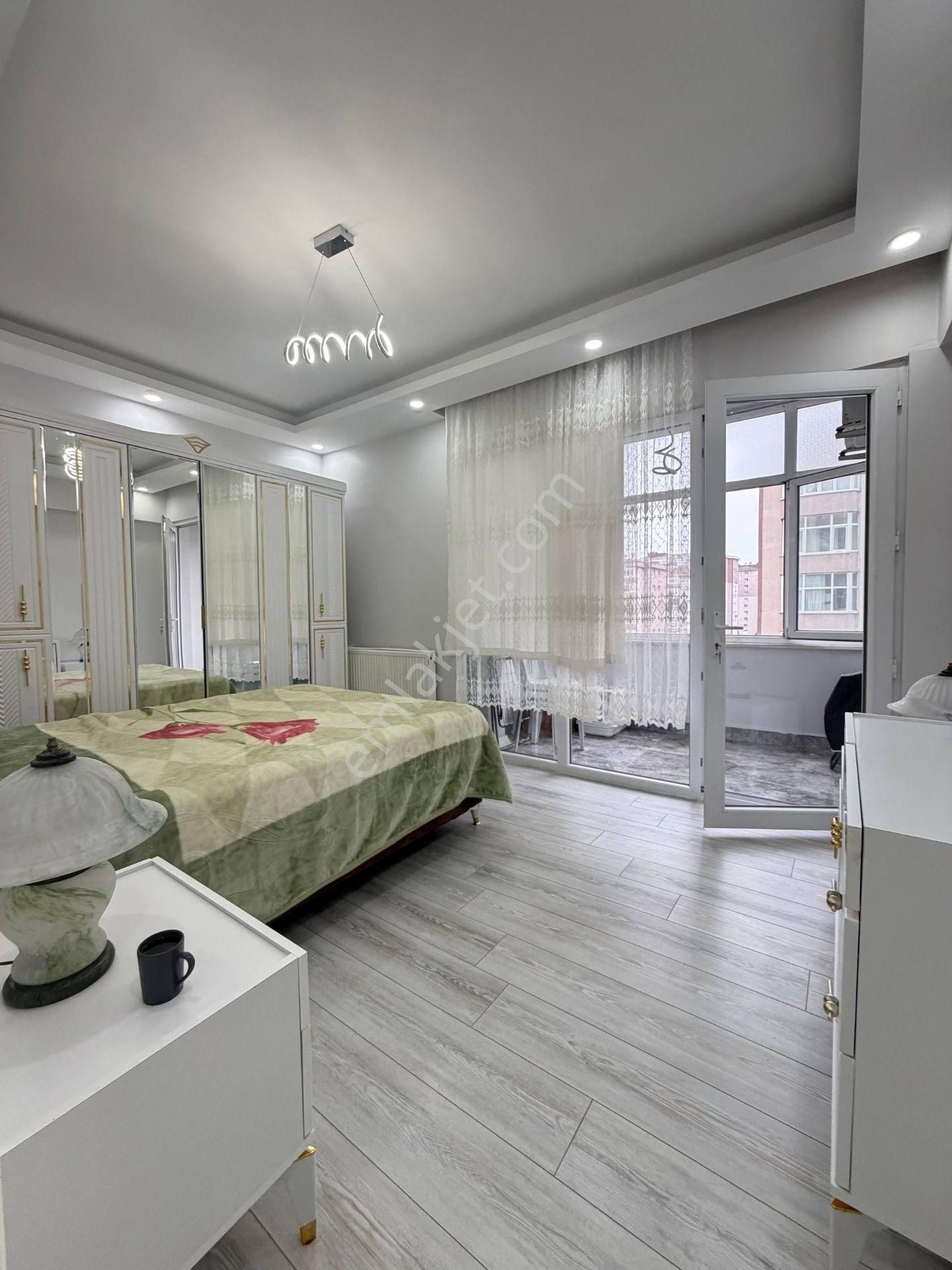 Beylikdüzü Barış Mahallesi 3+1 Full Eşyalı Kiralık Daire Migrosun Arkasında Metrobüse Yürüme Mesafes - Görsel 13