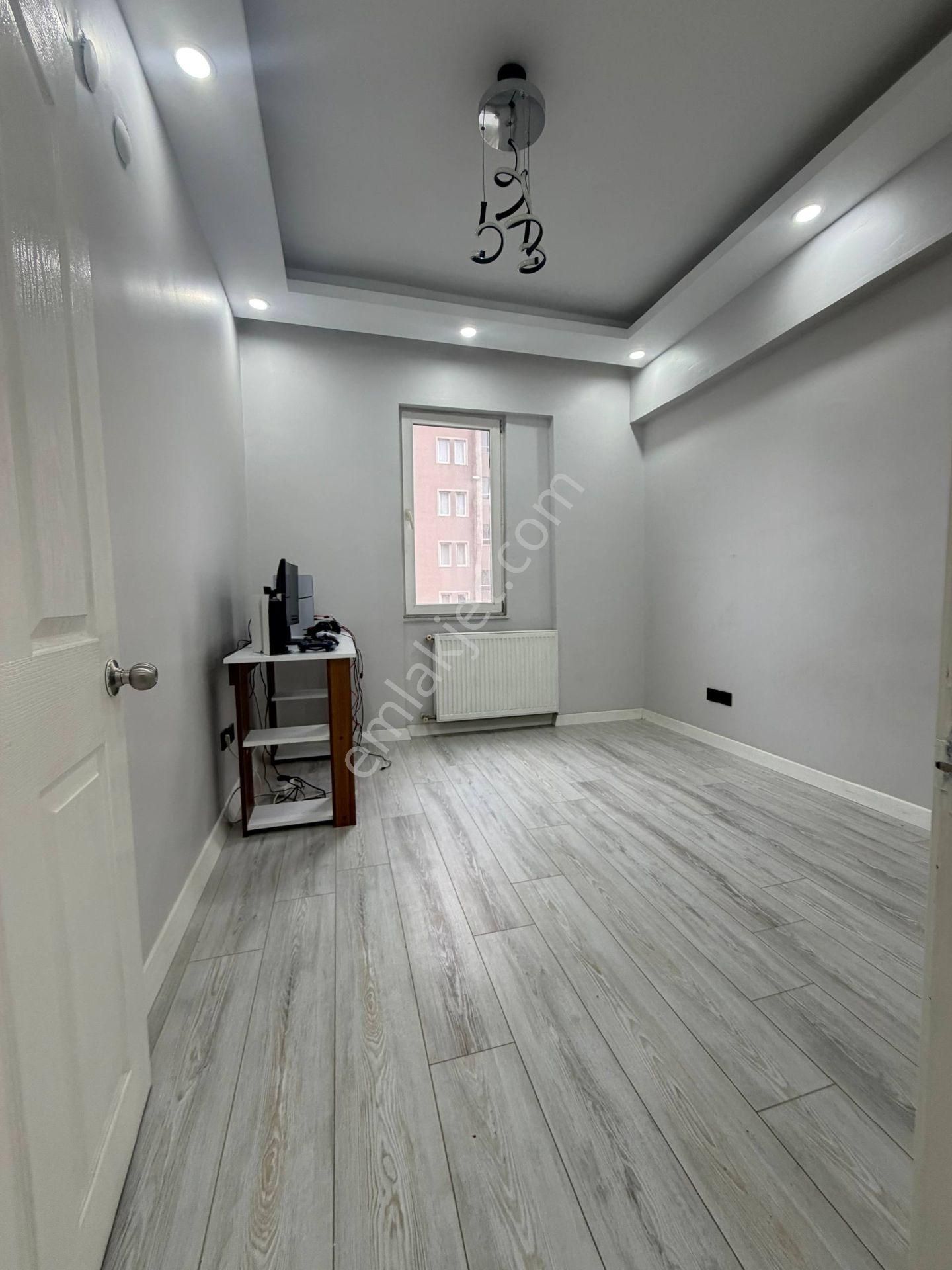 Beylikdüzü Barış Mahallesi 3+1 Full Eşyalı Kiralık Daire Migrosun Arkasında Metrobüse Yürüme Mesafes - Görsel 23