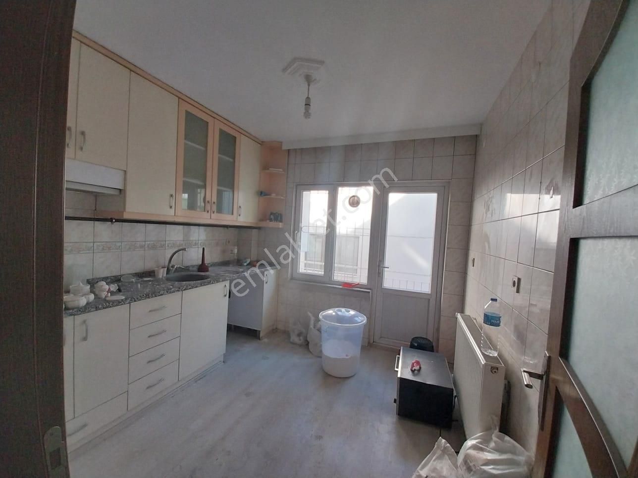 Şok Şok Topraklıkta 172 Metrekare 3+1 İçi Komple Yenilenmiş Satılık Daire - Görsel 16