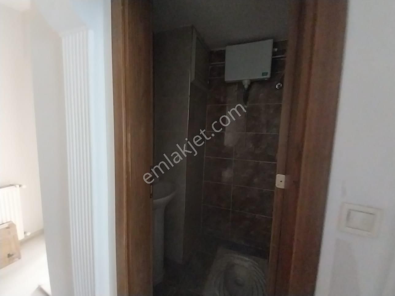 Şok Şok Topraklıkta 172 Metrekare 3+1 İçi Komple Yenilenmiş Satılık Daire - Görsel 14