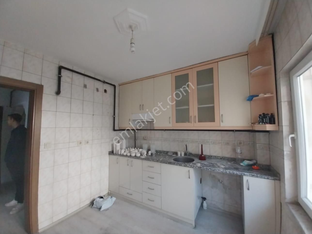 Şok Şok Topraklıkta 172 Metrekare 3+1 İçi Komple Yenilenmiş Satılık Daire - Görsel 3