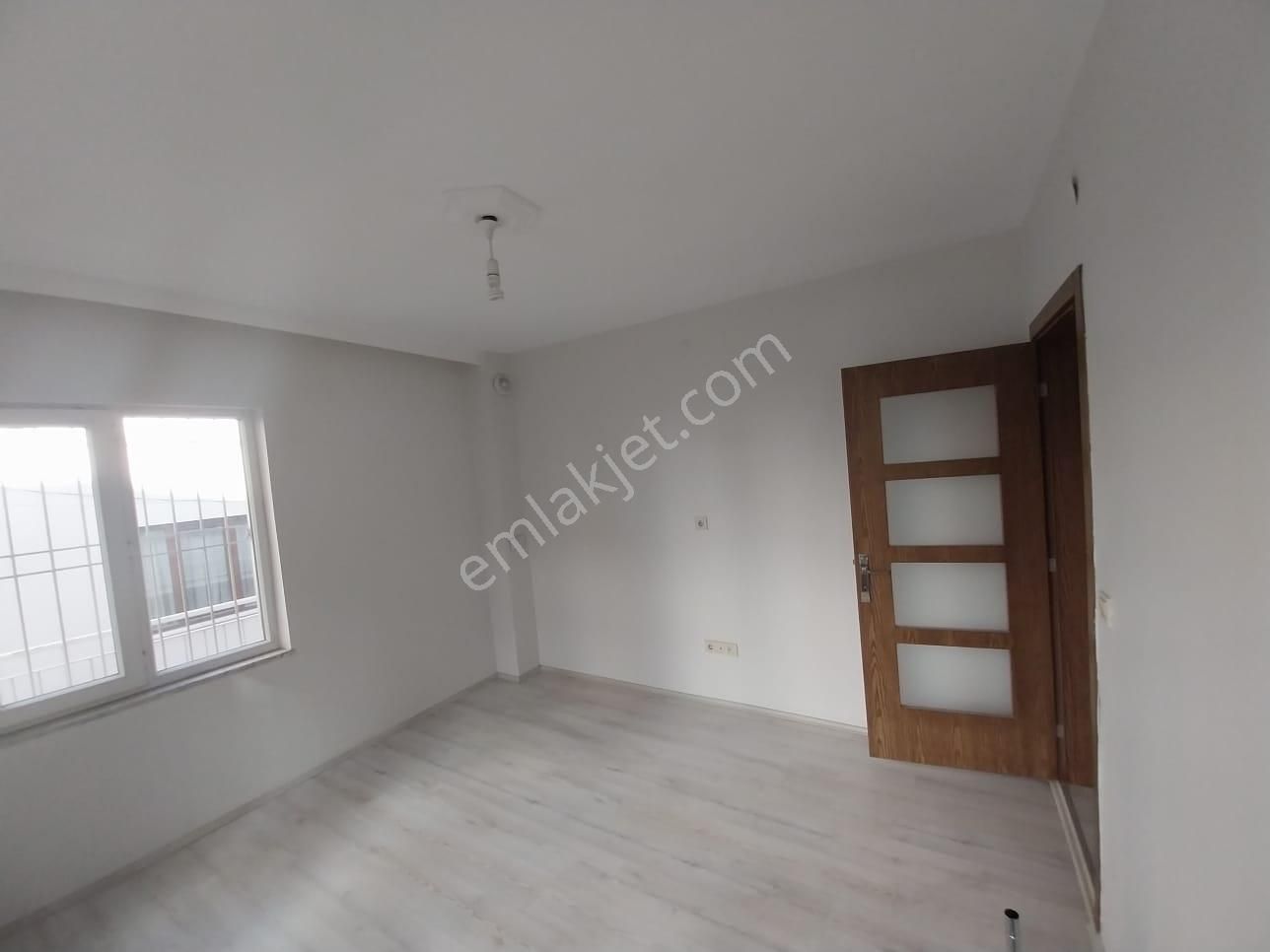 Şok Şok Topraklıkta 172 Metrekare 3+1 İçi Komple Yenilenmiş Satılık Daire - Görsel 12