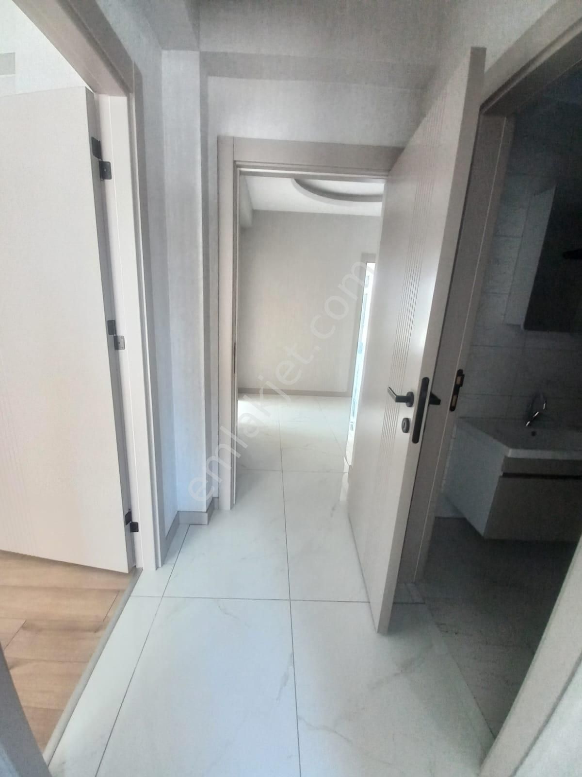 Emrah Çiftci'den Selçuklu Parsana Mah.stadyum Civarı Satılık 3+1 Sıfır Lüks Daireler - Görsel 28