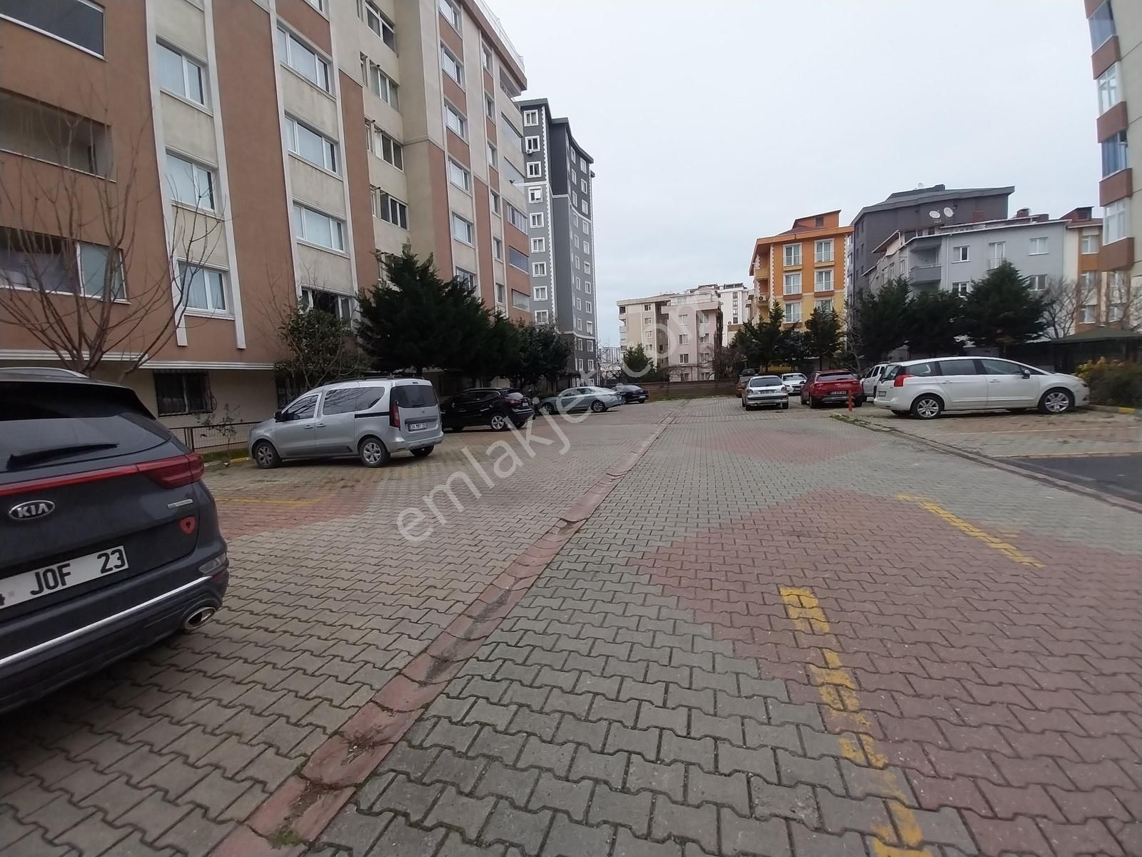 Geniş Teraslı Kapanmaz Manzaralı Finans Merkezine Komşu Fırsatı - Görsel 30