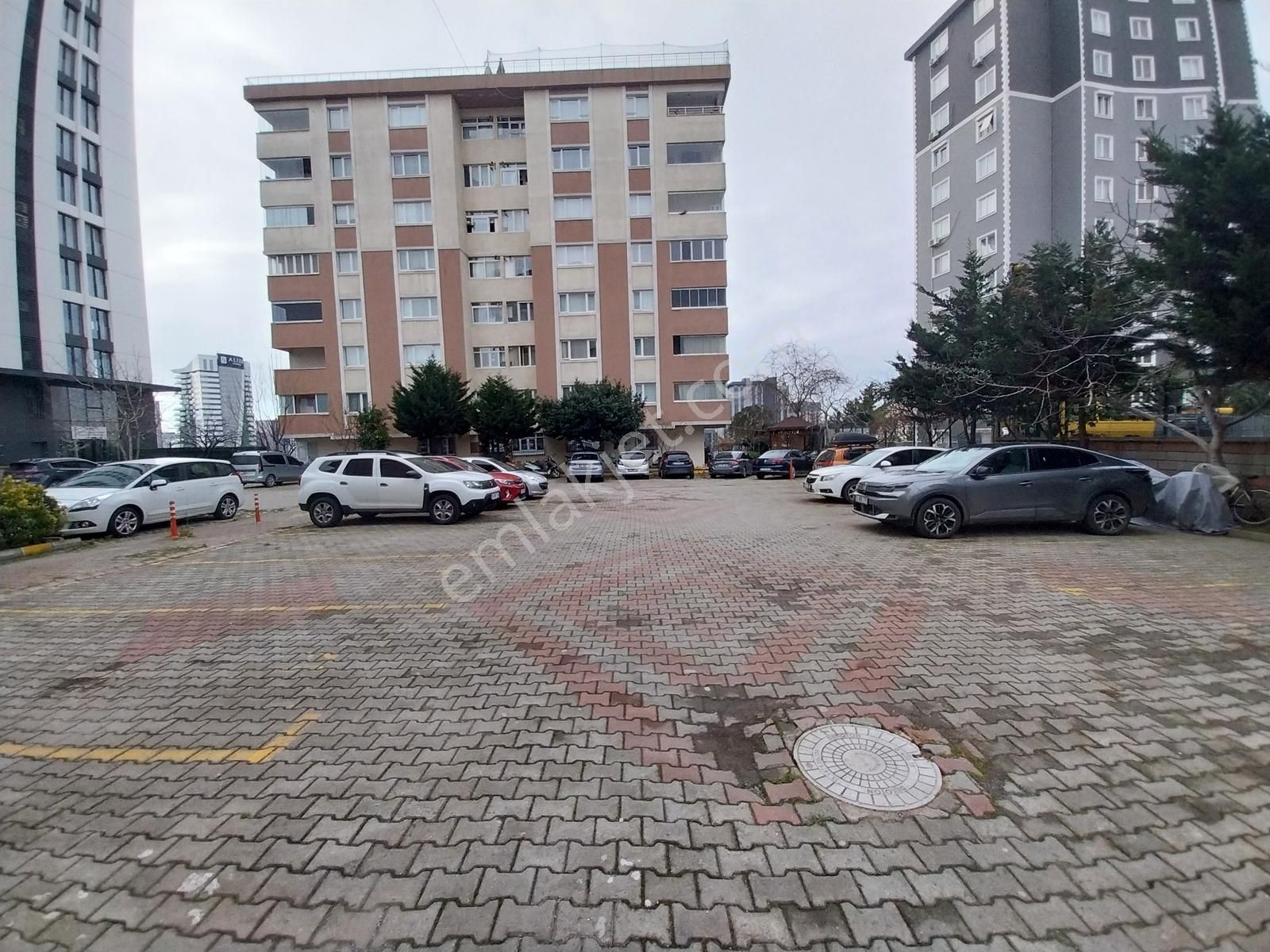 Geniş Teraslı Kapanmaz Manzaralı Finans Merkezine Komşu Fırsatı - Görsel 25