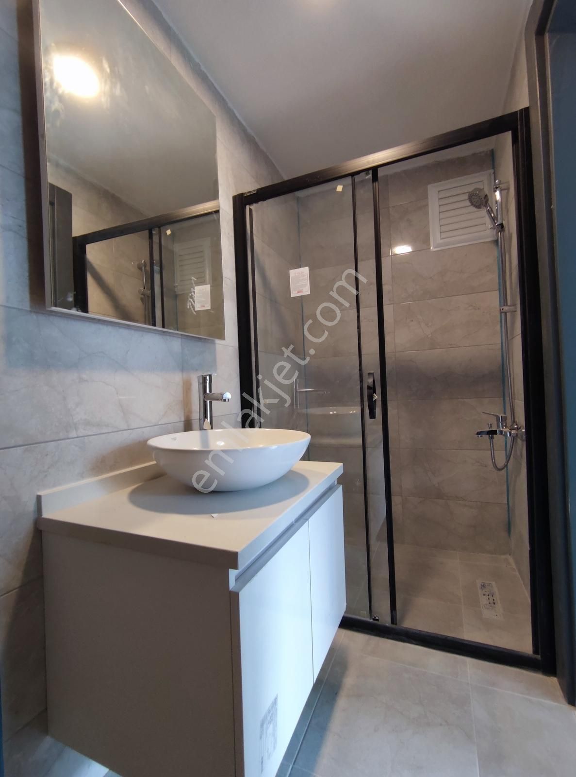 Silivri Merkezi Konumda Boş Ara Kat 3+1 - Görsel 28