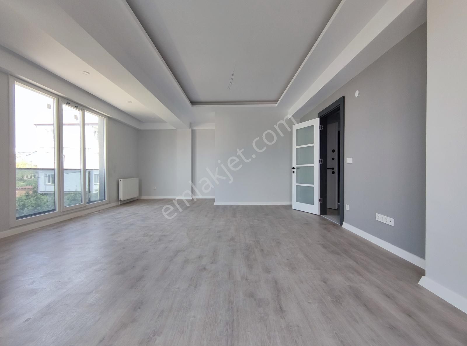 Silivri Merkezi Konumda Boş Ara Kat 3+1 - Görsel 7