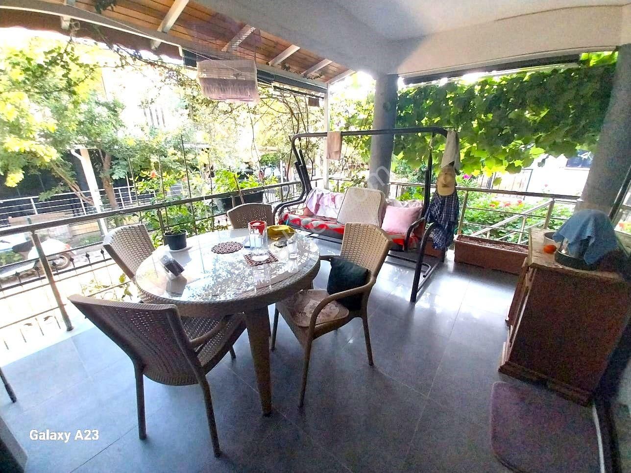 Kuşadası Sahilde,oto Garajlı 4+1 Satılık Müstakil Villa - Görsel 4