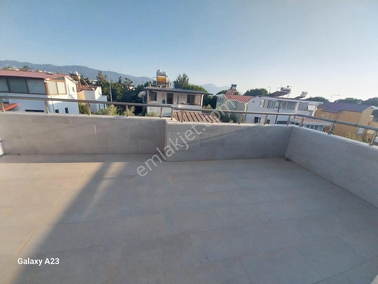 Kuşadası Sahilde,oto Garajlı 4+1 Satılık Müstakil Villa - Görsel 25