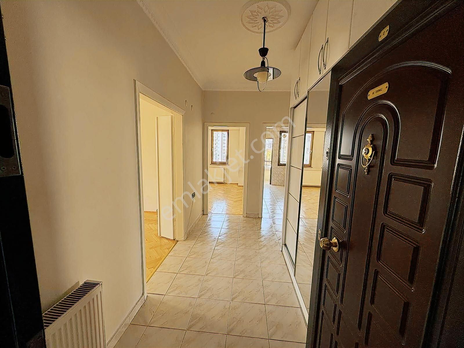 Köşk Mah. Farabi Cad. Üzeri Geniş Oturumlu Satılık Daire - Görsel 17