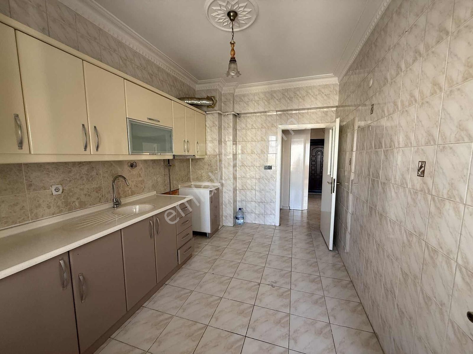 Köşk Mah. Farabi Cad. Üzeri Geniş Oturumlu Satılık Daire - Görsel 18