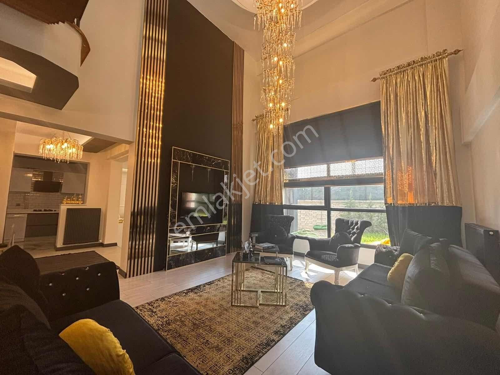 Altınoluk'ta Satılık Villa - Görsel 23