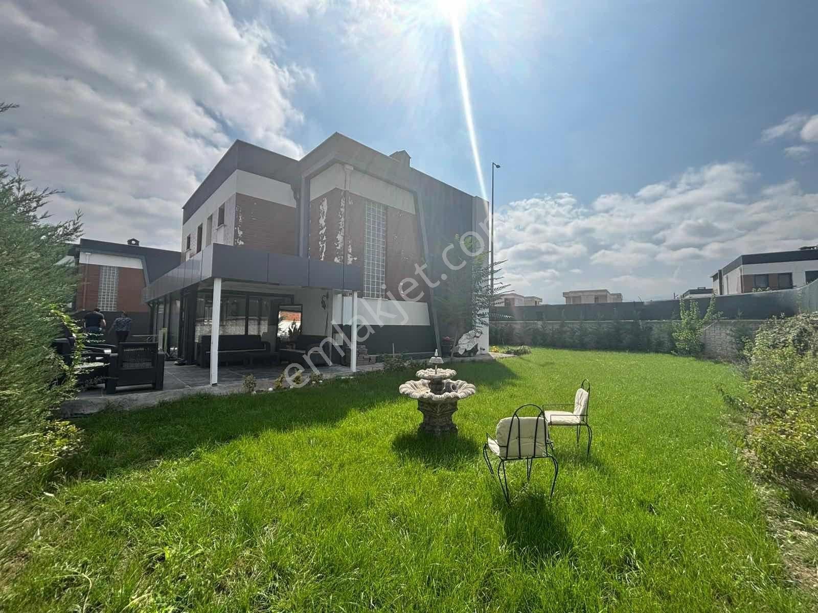 Altınoluk'ta Satılık Villa - Görsel 19