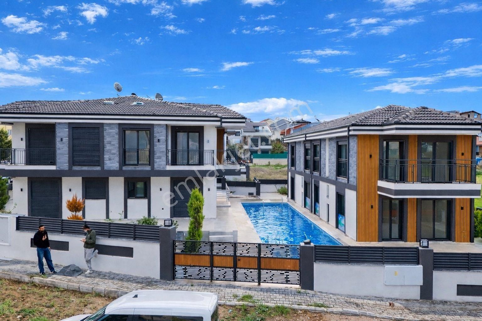 Didim İnönü Bulvarı Yakını Satılık Ortak Havuzlu Villalar