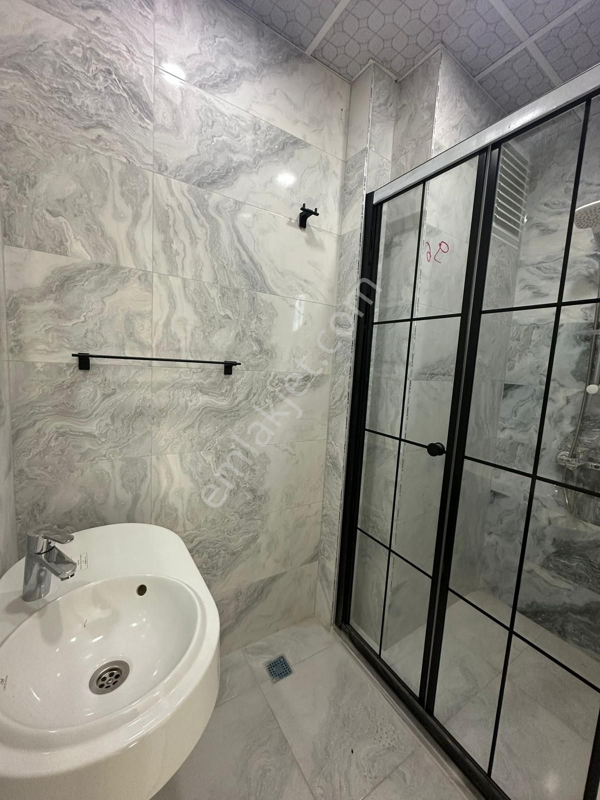 Demirler'den Adalet'te Merkezi Konumda E.banyolu Geniş 3+1 Daire - Görsel 29