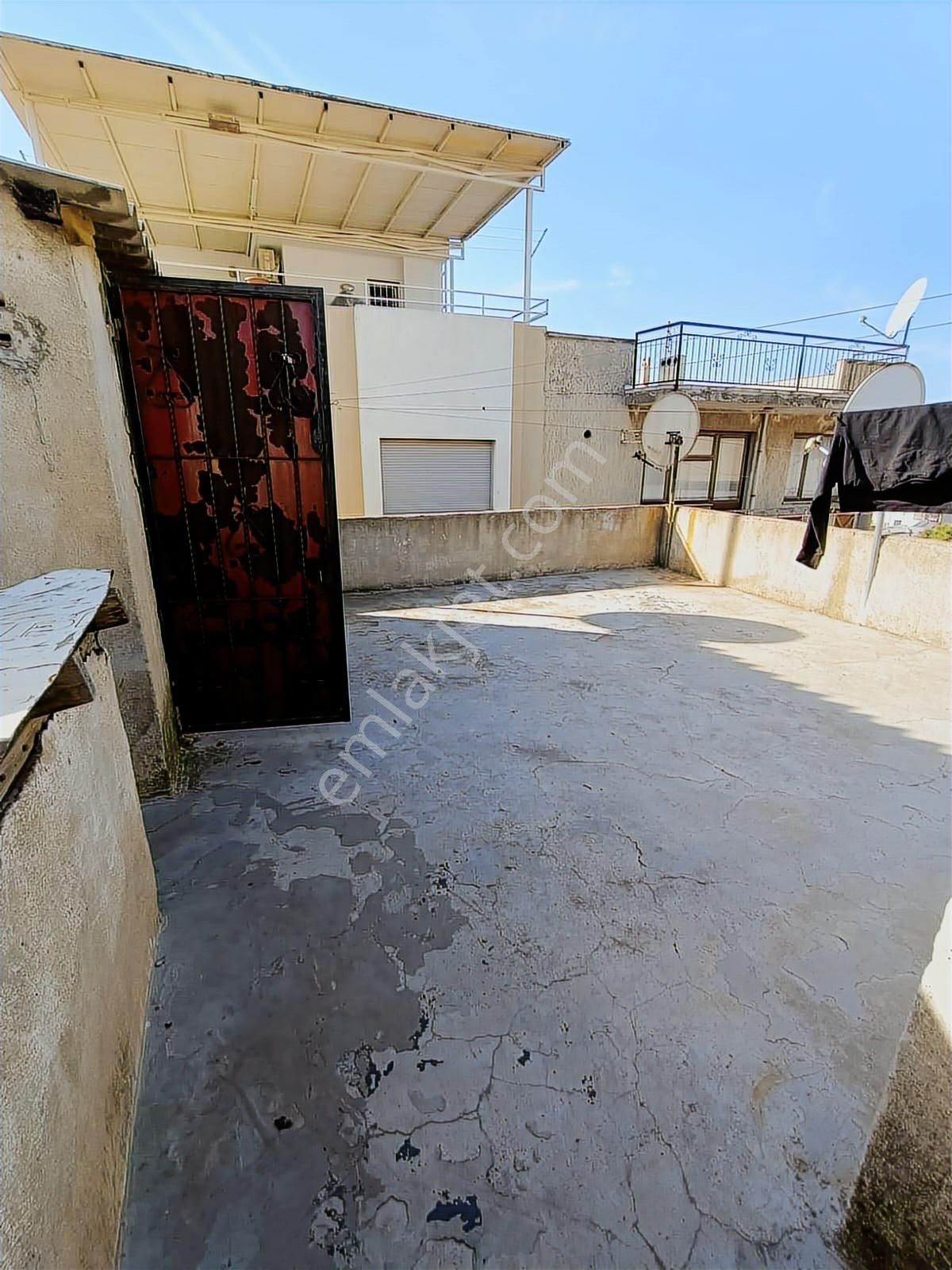 Çimentepe Mah Komple Satılık 3 Katlı Bina - Görsel 4