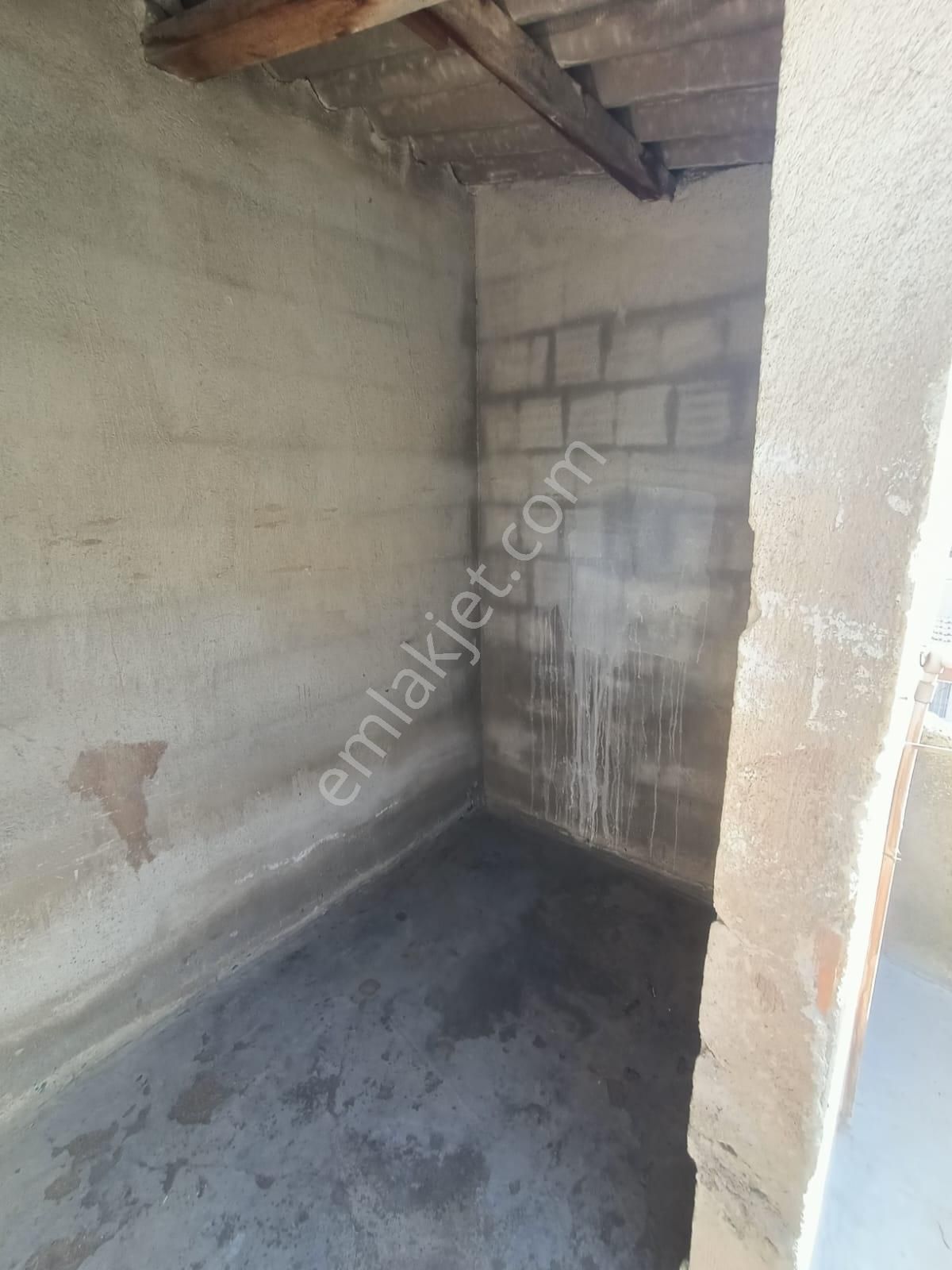 Çimentepe Mah Komple Satılık 3 Katlı Bina - Görsel 28