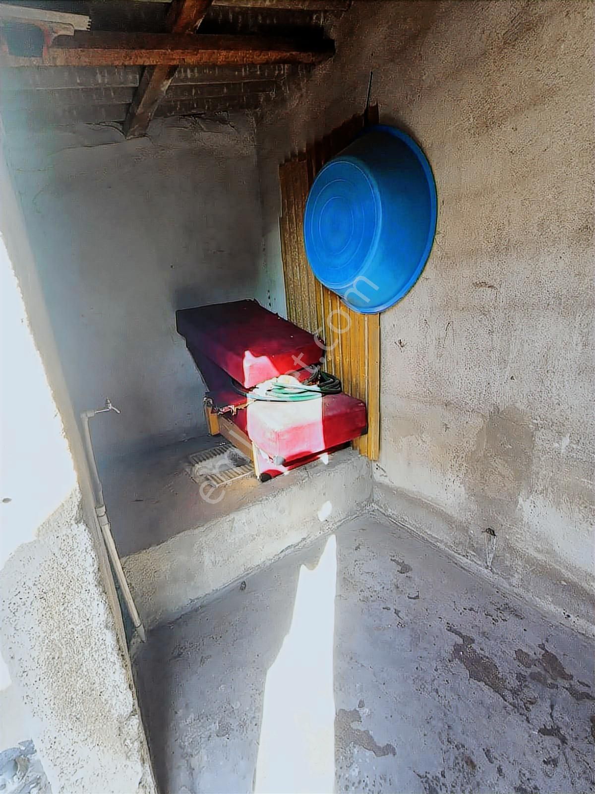 Çimentepe Mah Komple Satılık 3 Katlı Bina - Görsel 14